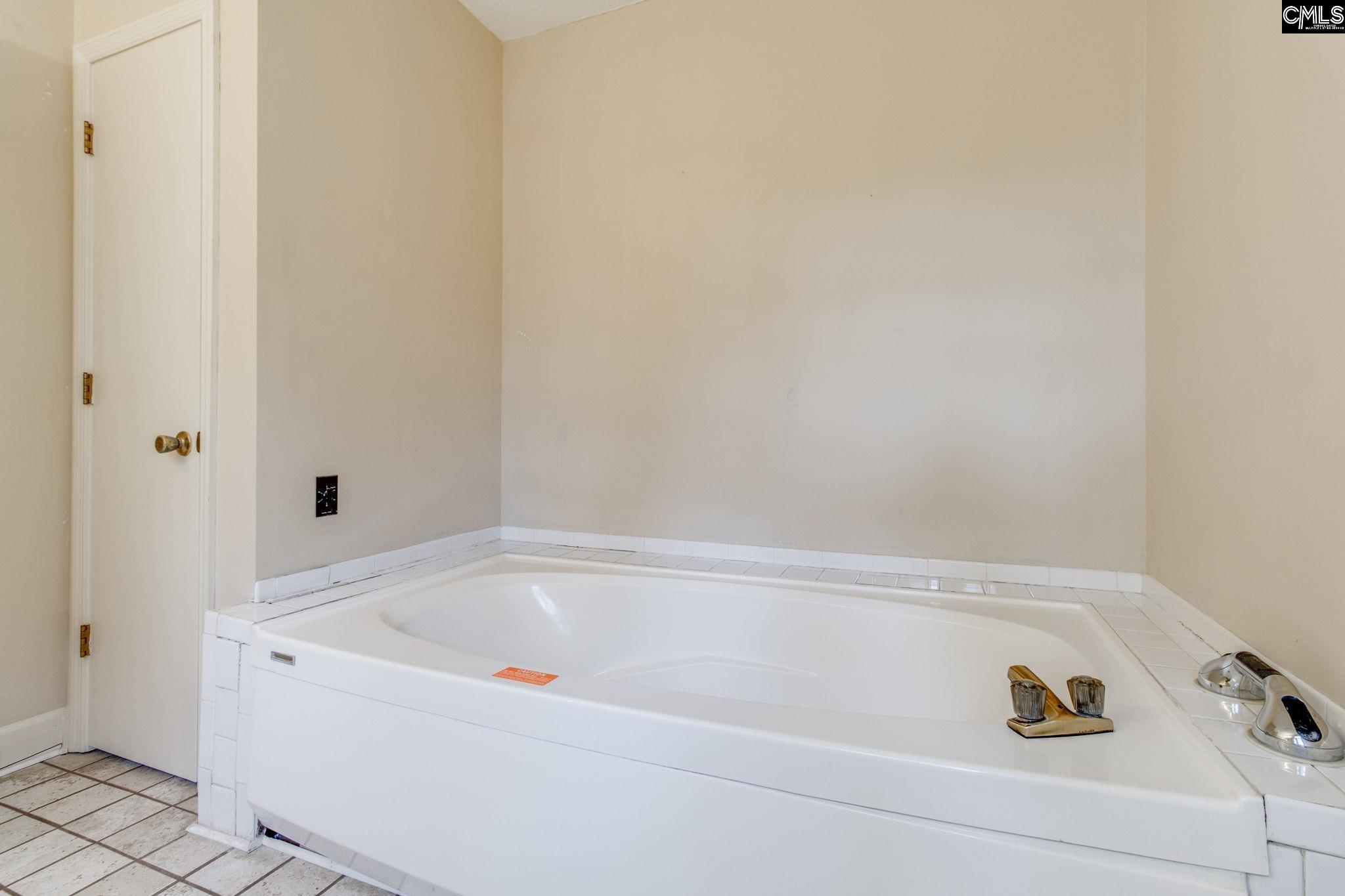 4419 Sylvan Drive Columbia, SC 29206-1353