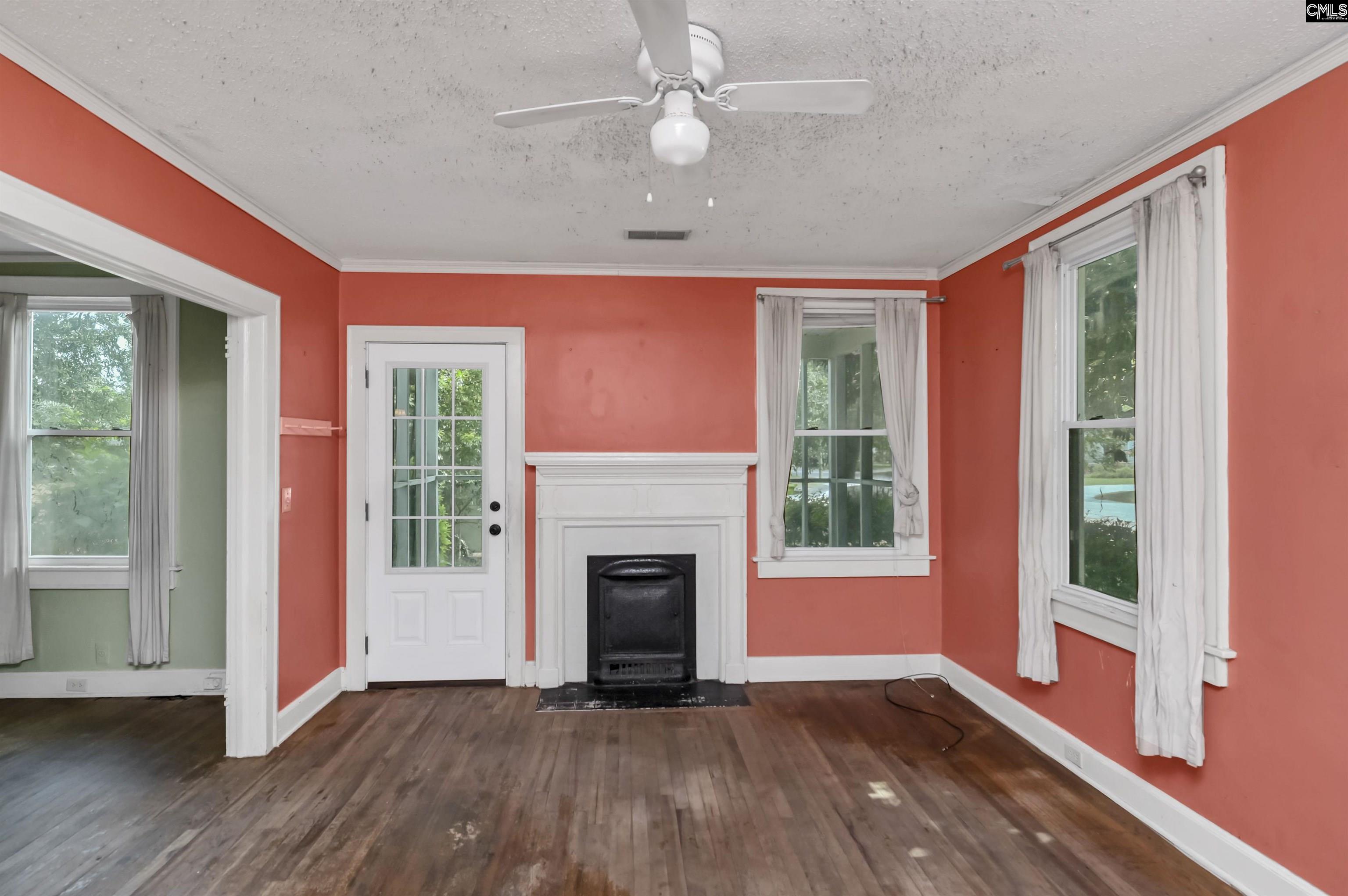 963 Texas Street Columbia, SC 29201