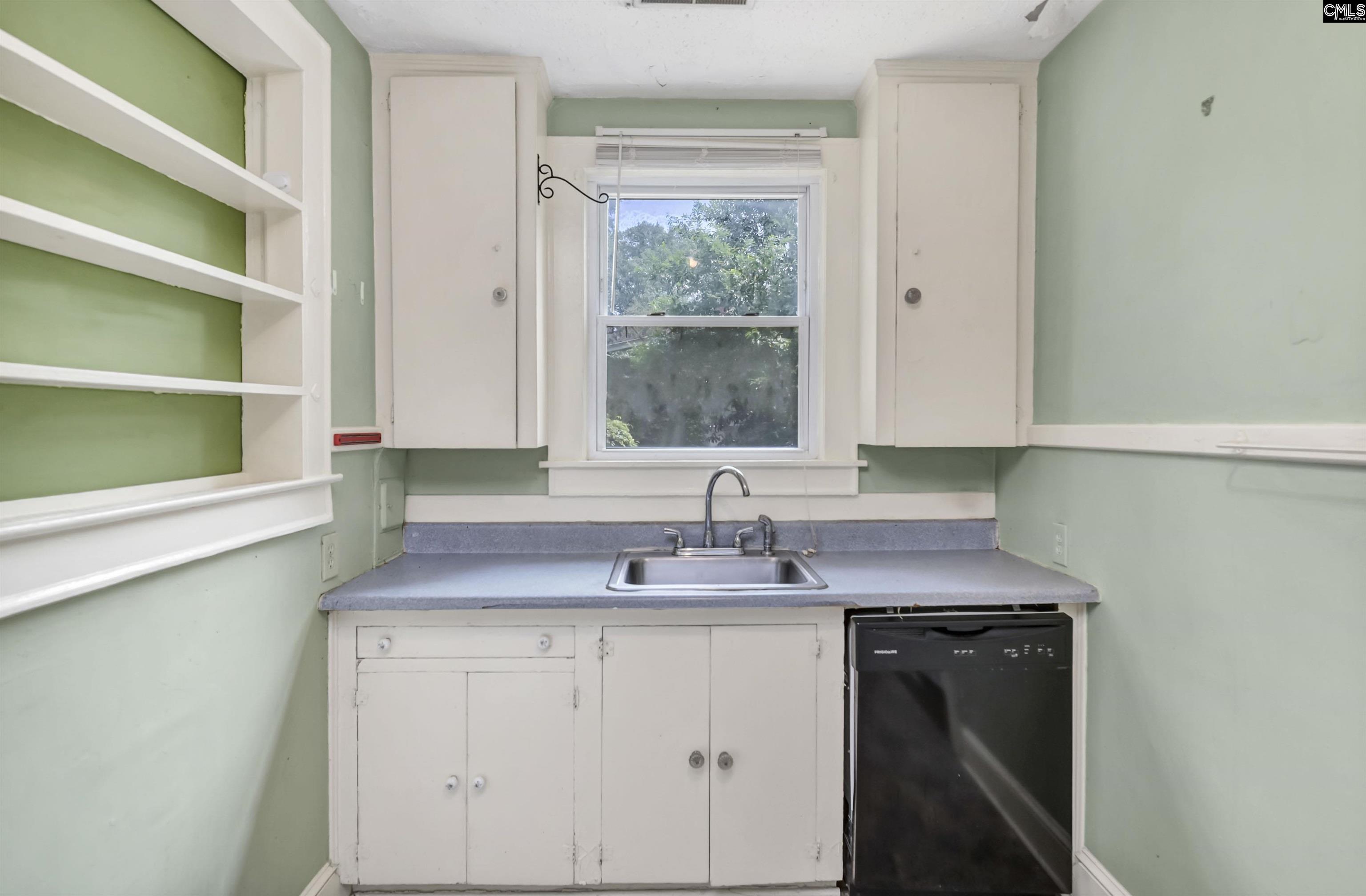 963 Texas Street Columbia, SC 29201