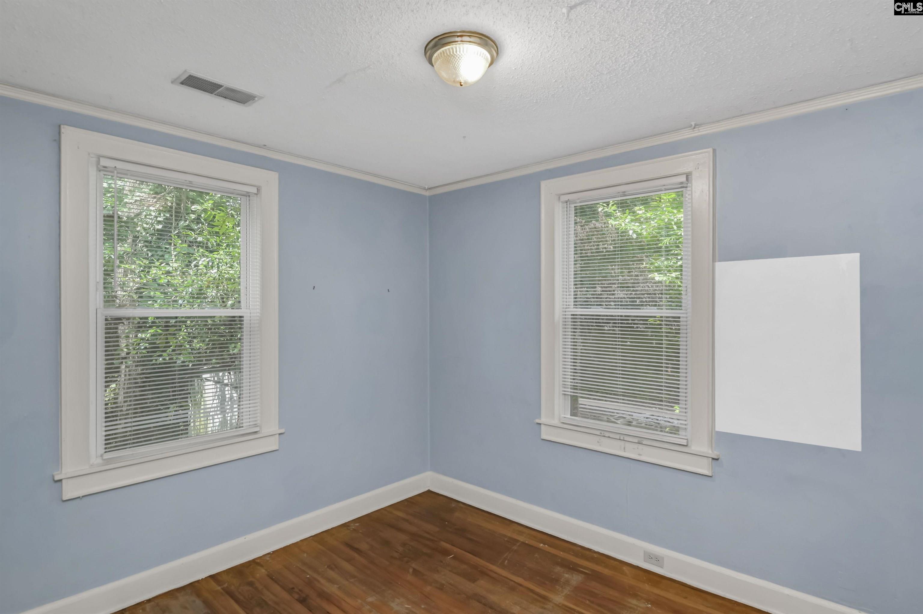 963 Texas Street Columbia, SC 29201
