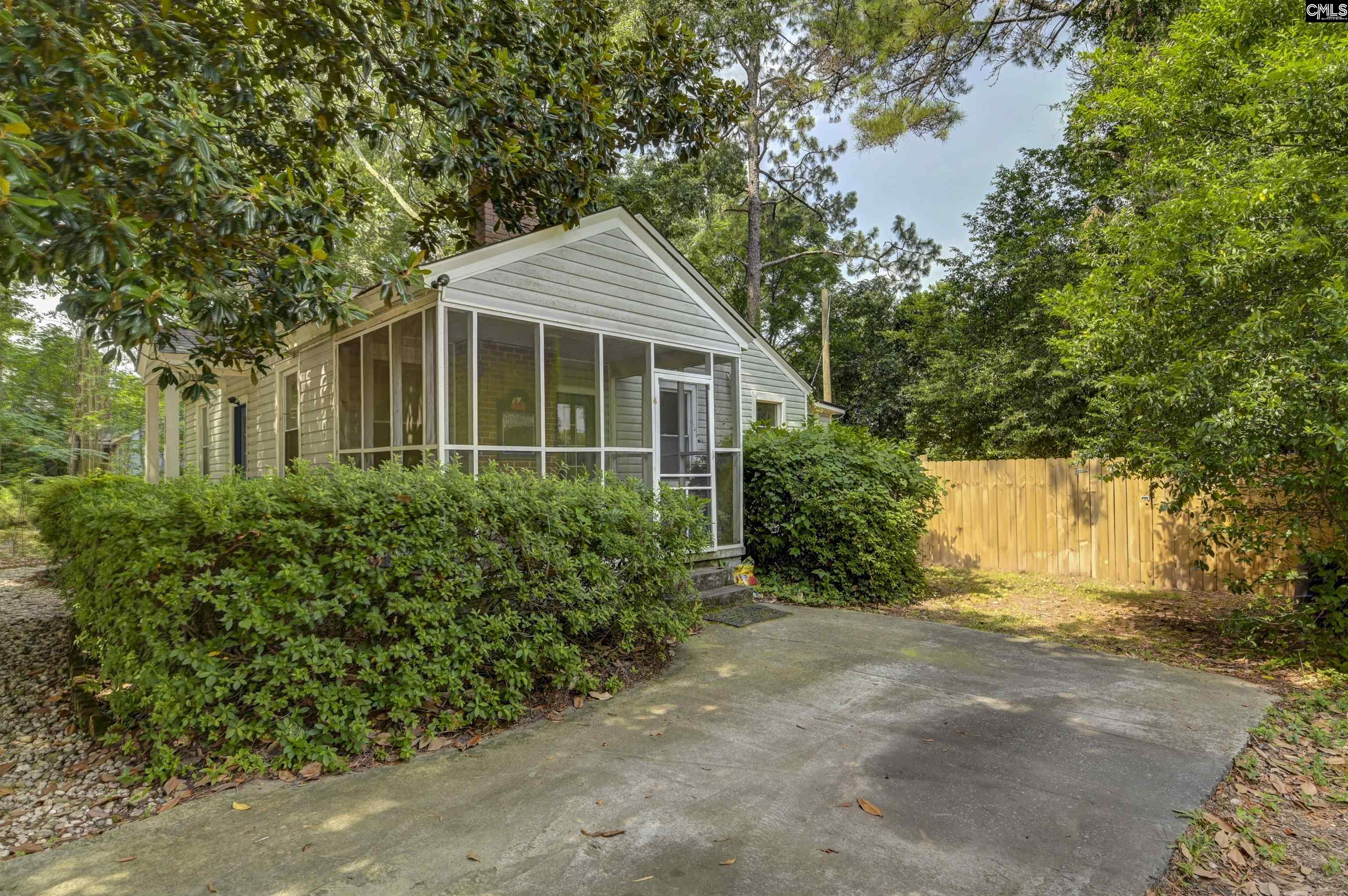 963 Texas Street Columbia, SC 29201