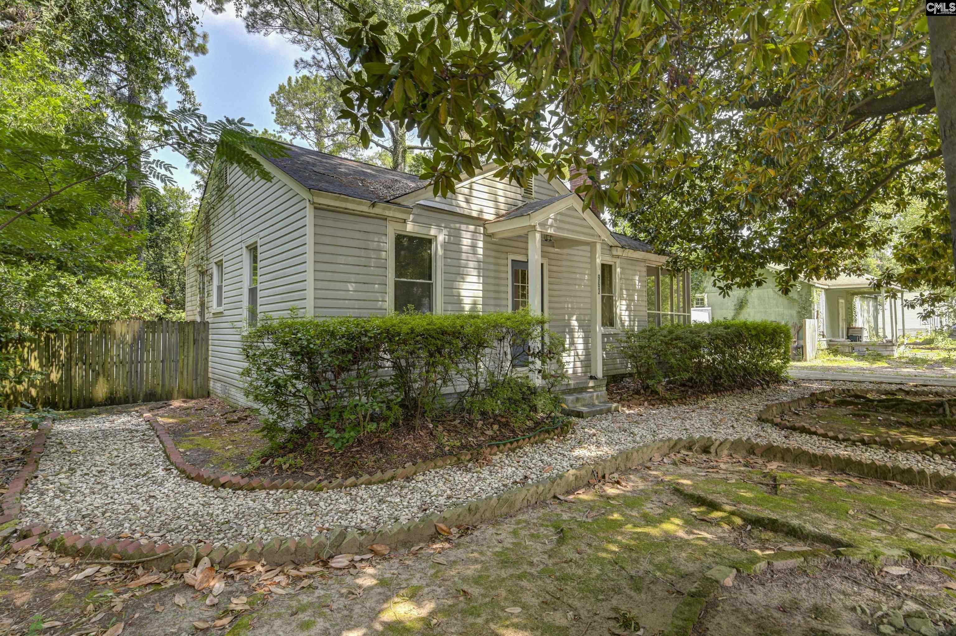 963 Texas Street Columbia, SC 29201