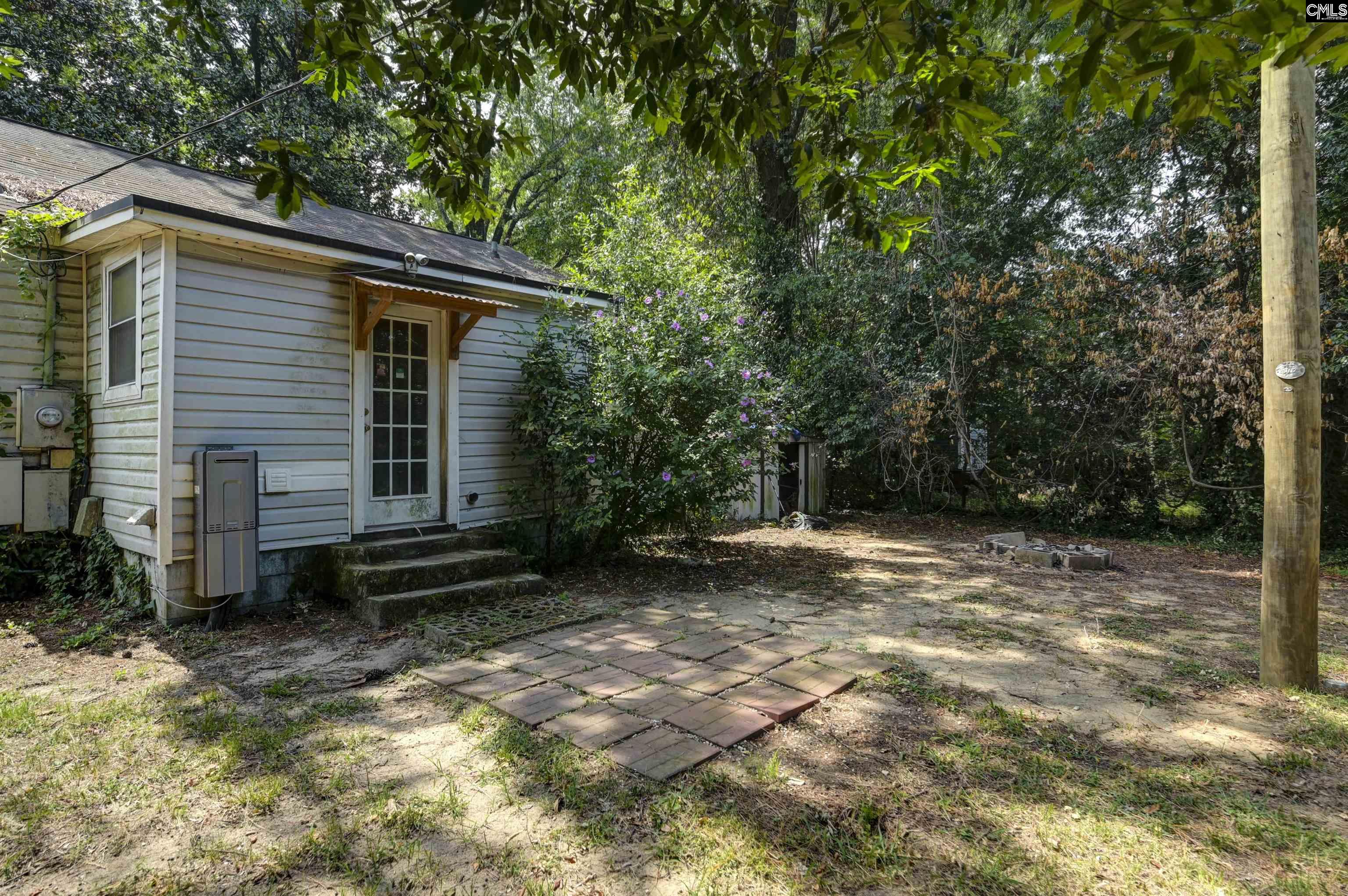 963 Texas Street Columbia, SC 29201
