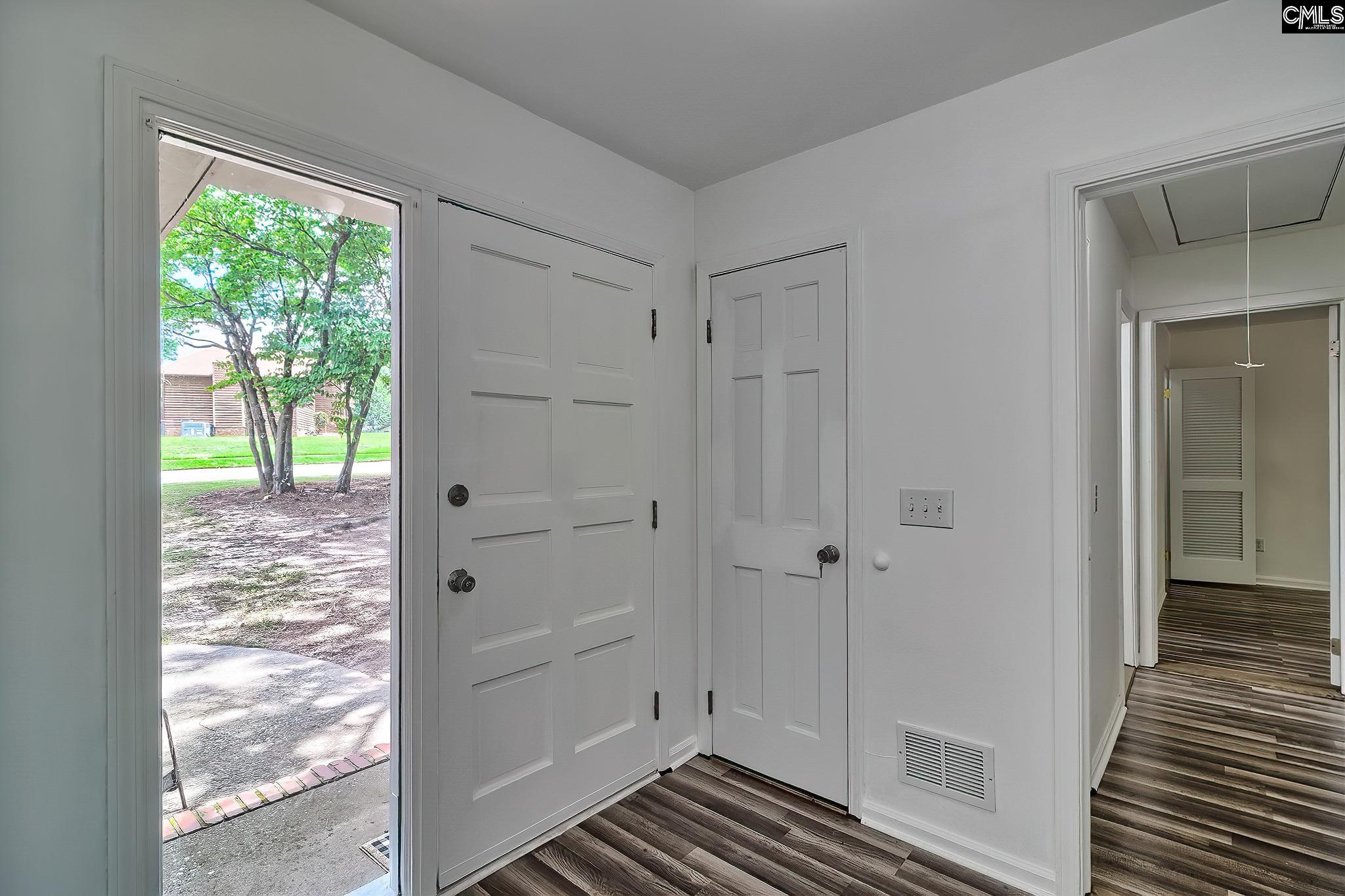 407 S Royal Tower Drive Irmo, SC 29063-2154
