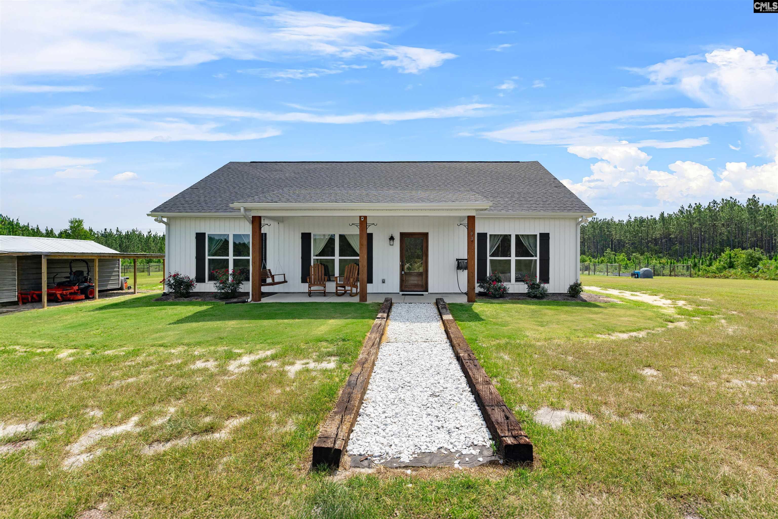 993 Thunder Road Batesburg, SC 29006