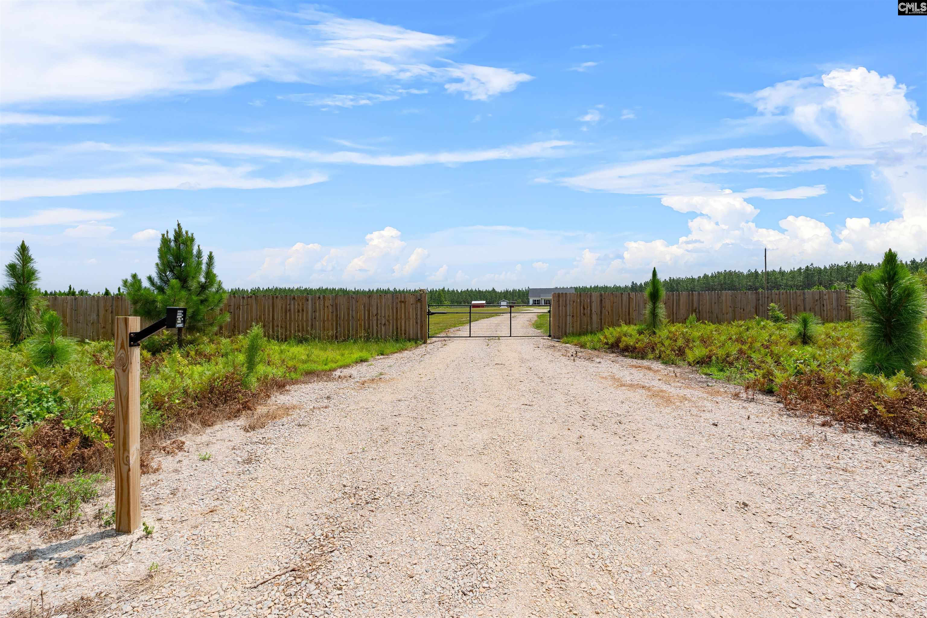 993 Thunder Road Batesburg, SC 29006