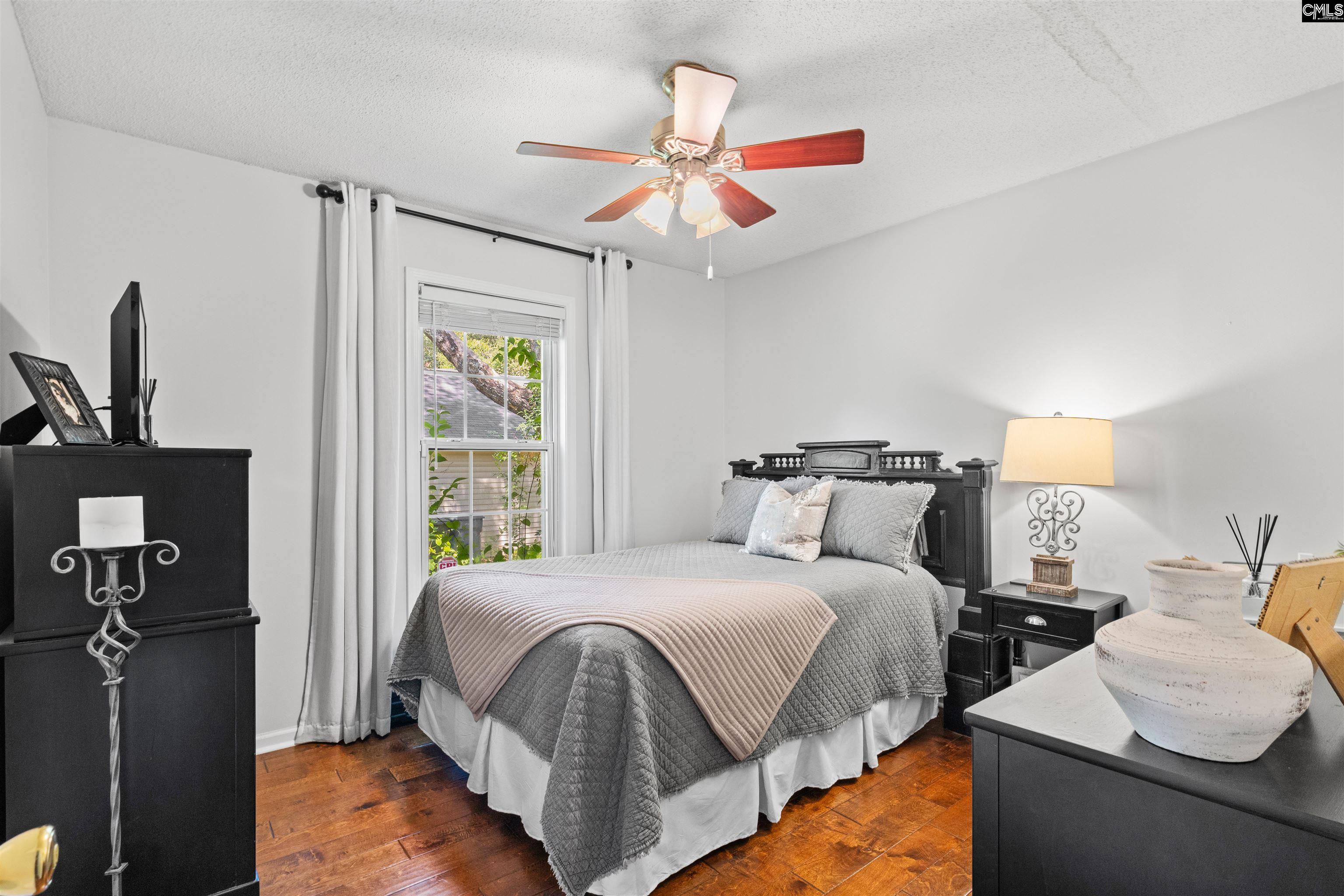3915 Hickory Street Columbia, SC 29205-4631