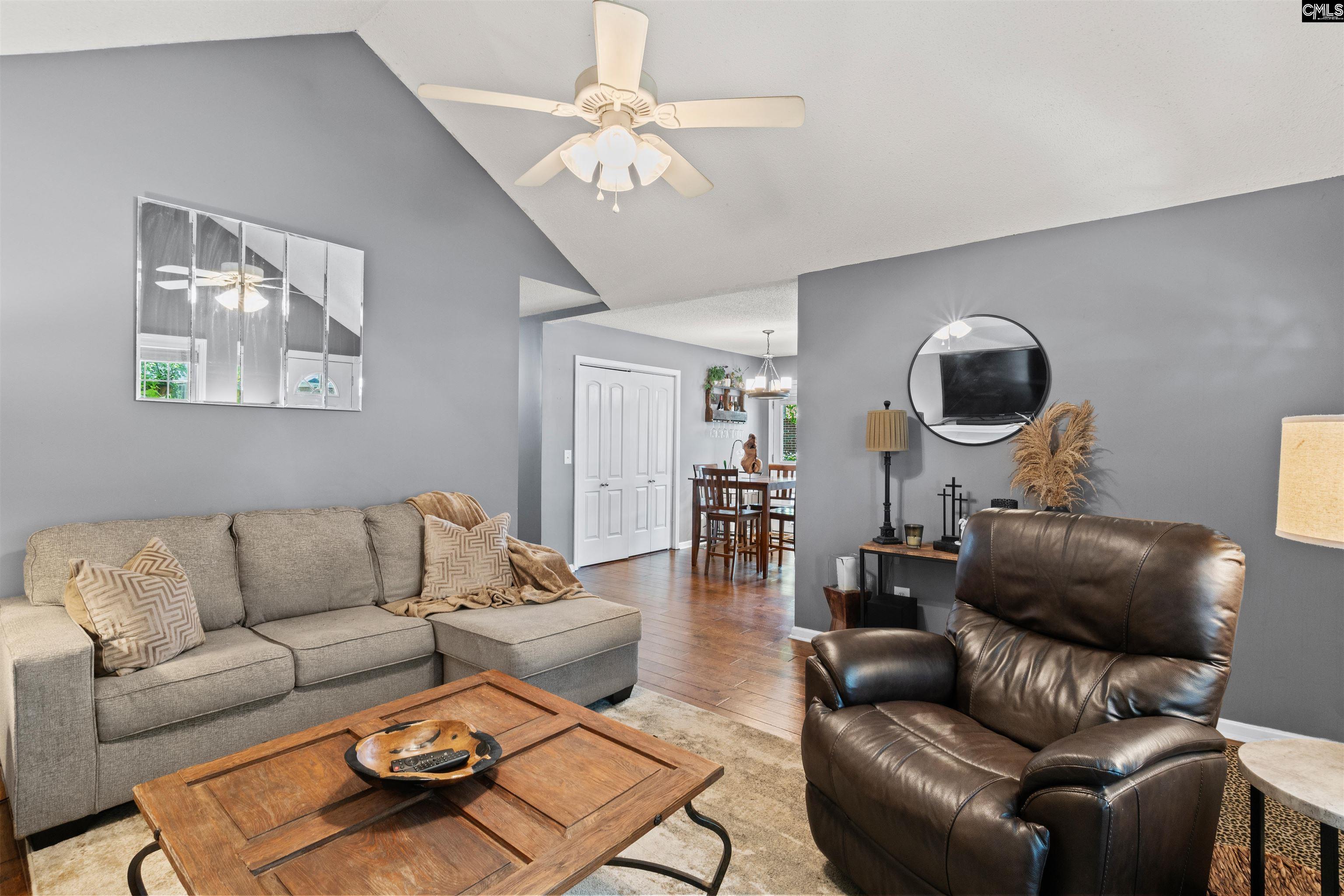3915 Hickory Street Columbia, SC 29205-4631