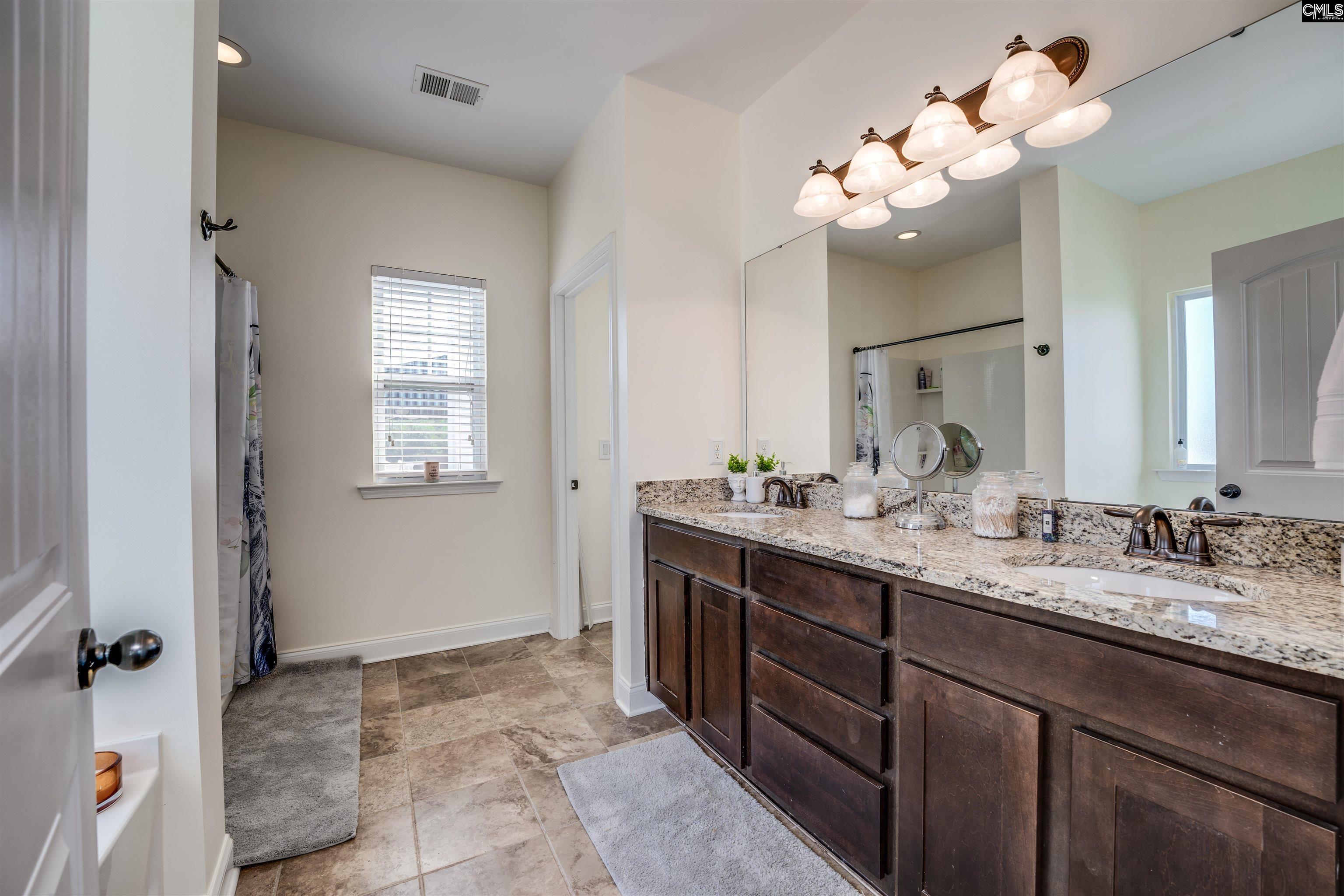 129 Sunset Bay Lane Lexington, SC 29072