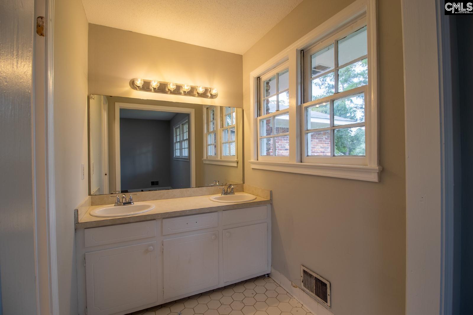 338 Bradbury Drive Columbia, SC 29203