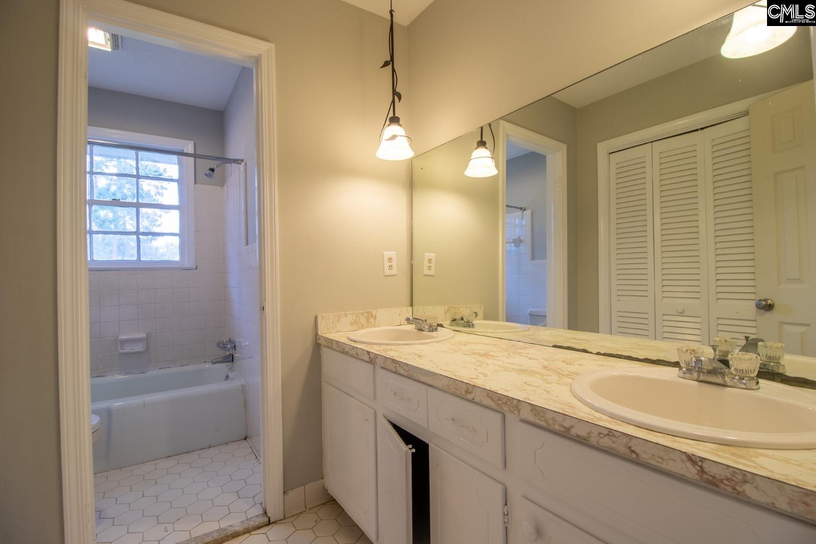 338 Bradbury Drive Columbia, SC 29203