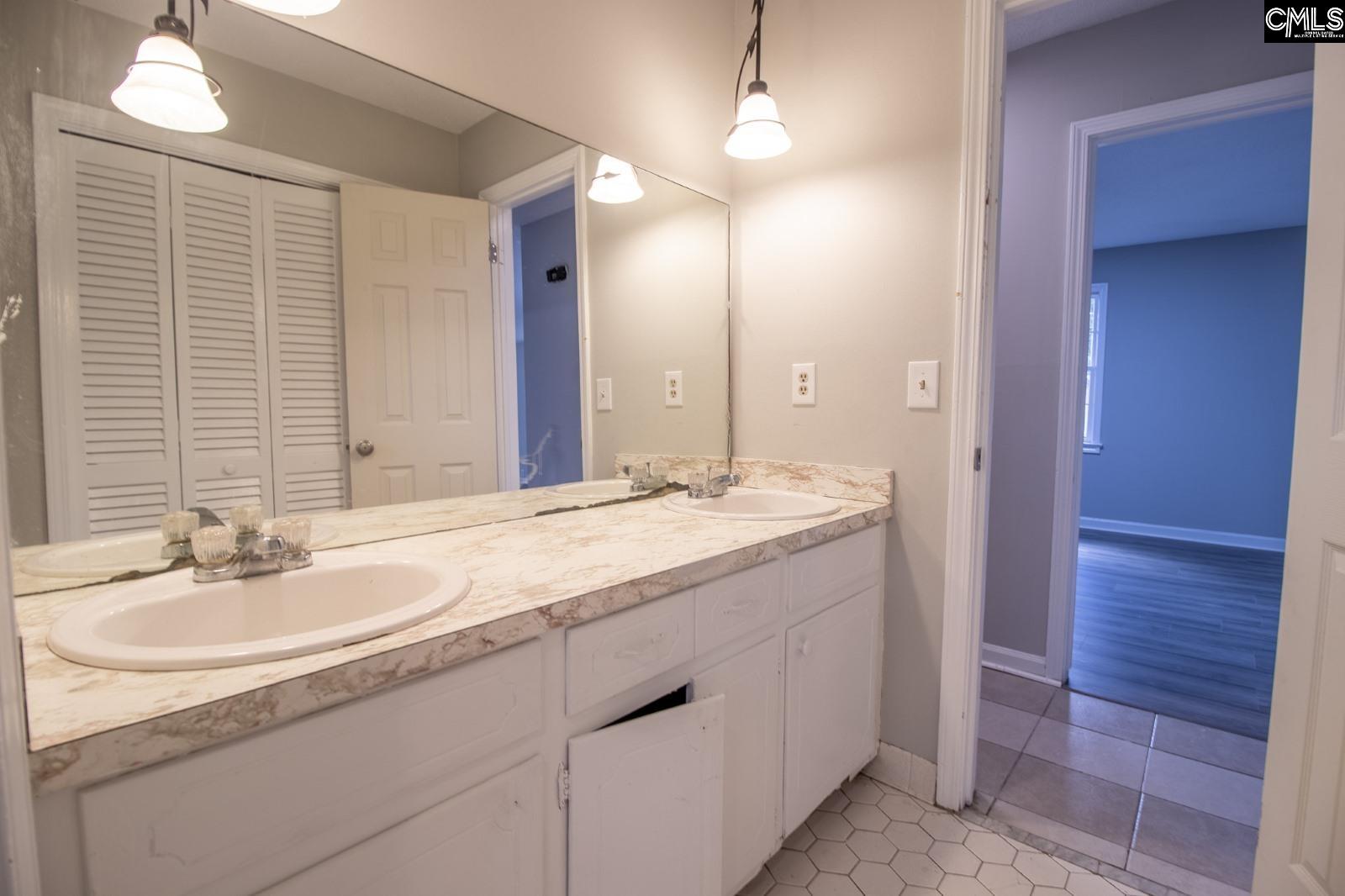 338 Bradbury Drive Columbia, SC 29203