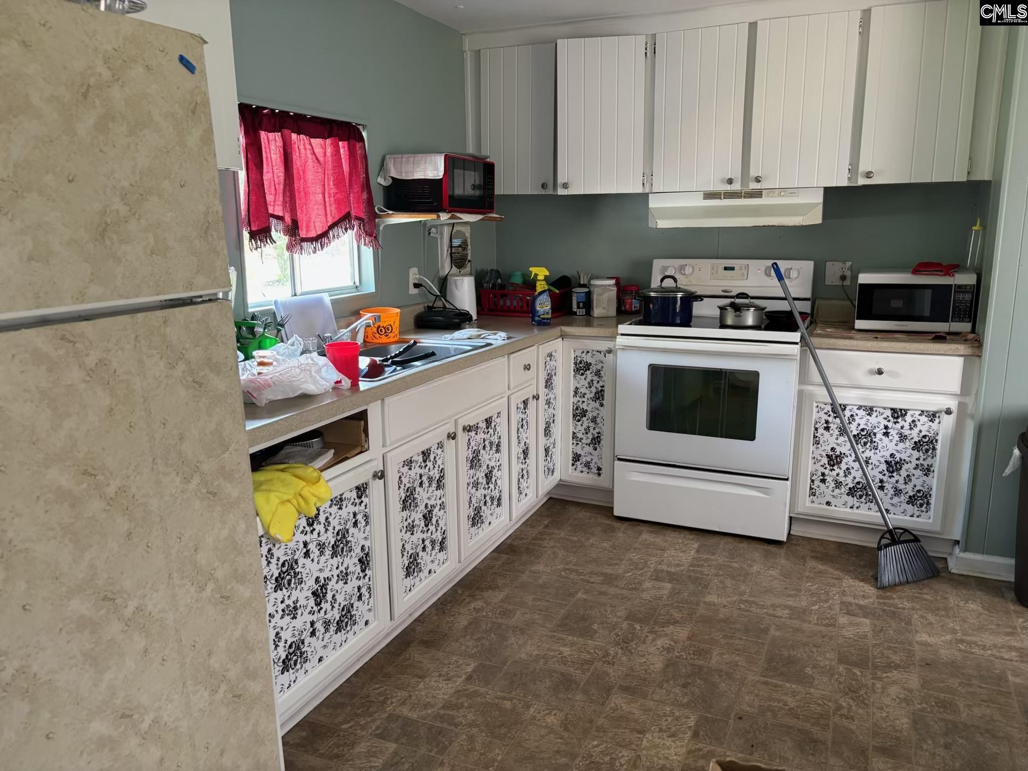 710 Green Pastures Road Lugoff, SC 29078