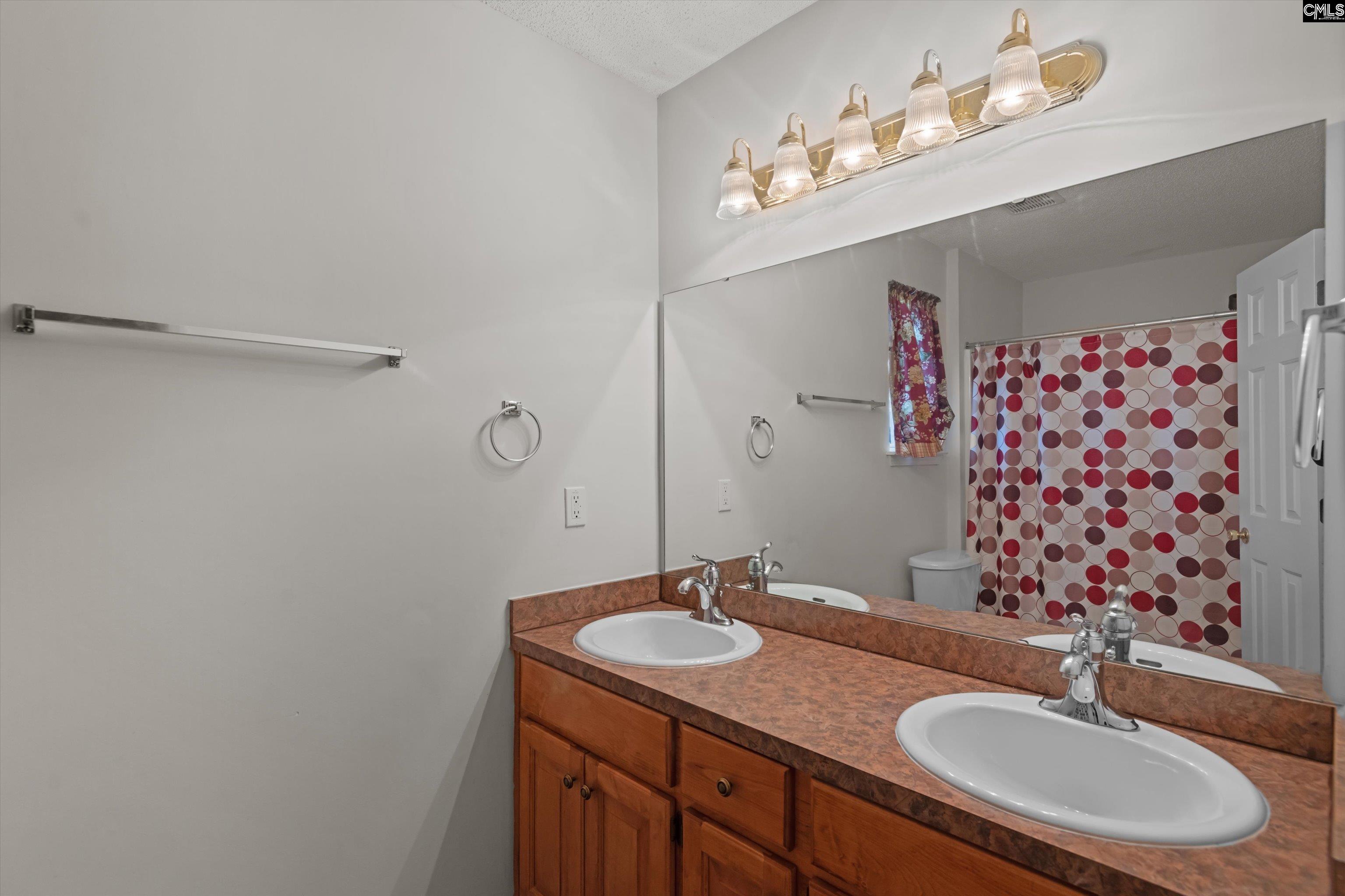 10 Belhaven Road Elgin, SC 29045