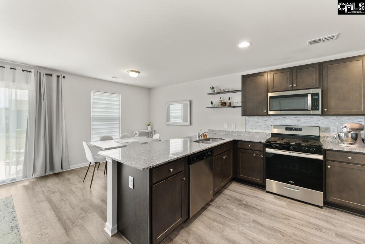 1068 Crescent Moon Loop Hopkins, SC 29061