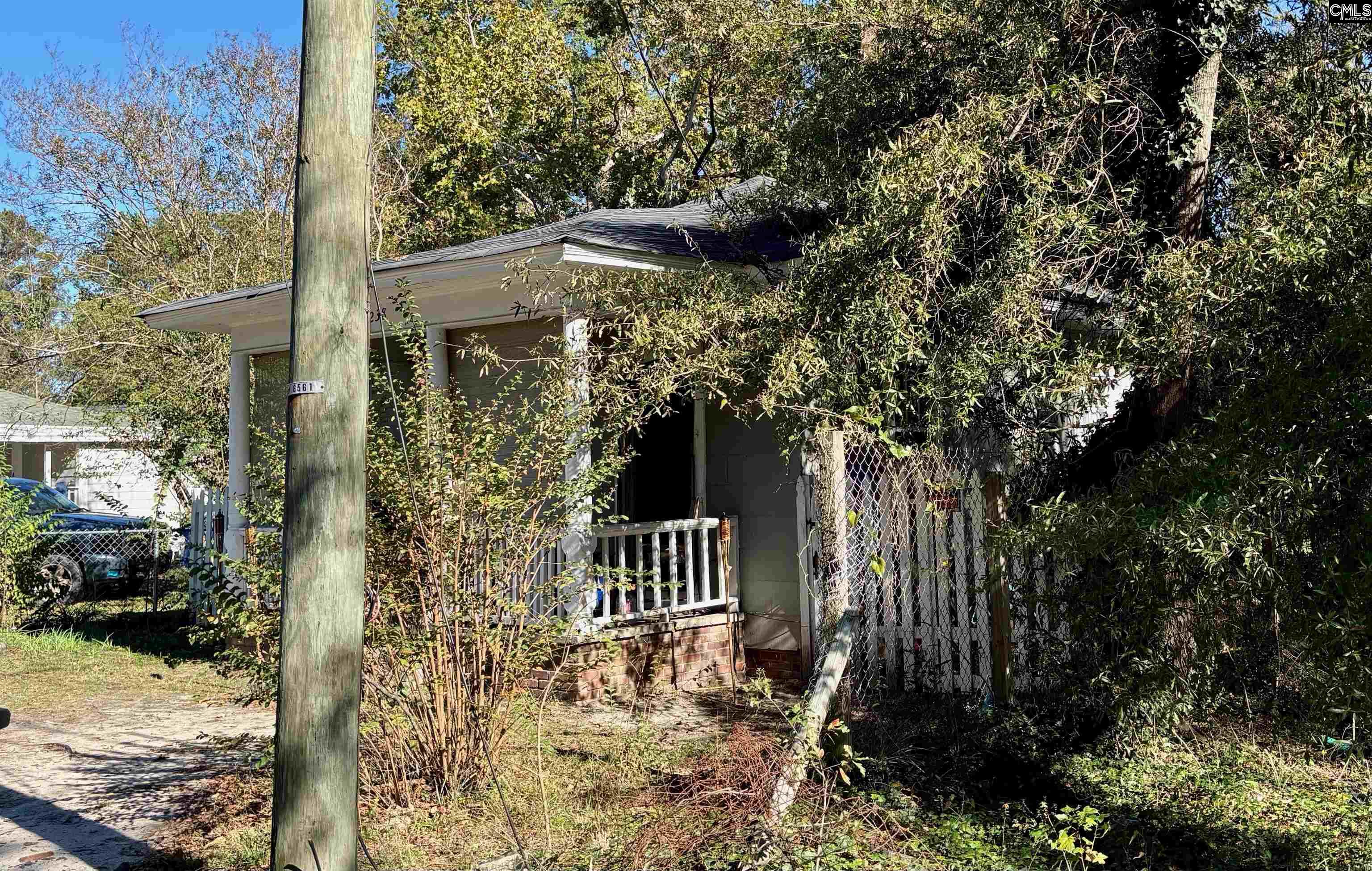 2238 Center Street Columbia, SC 29204