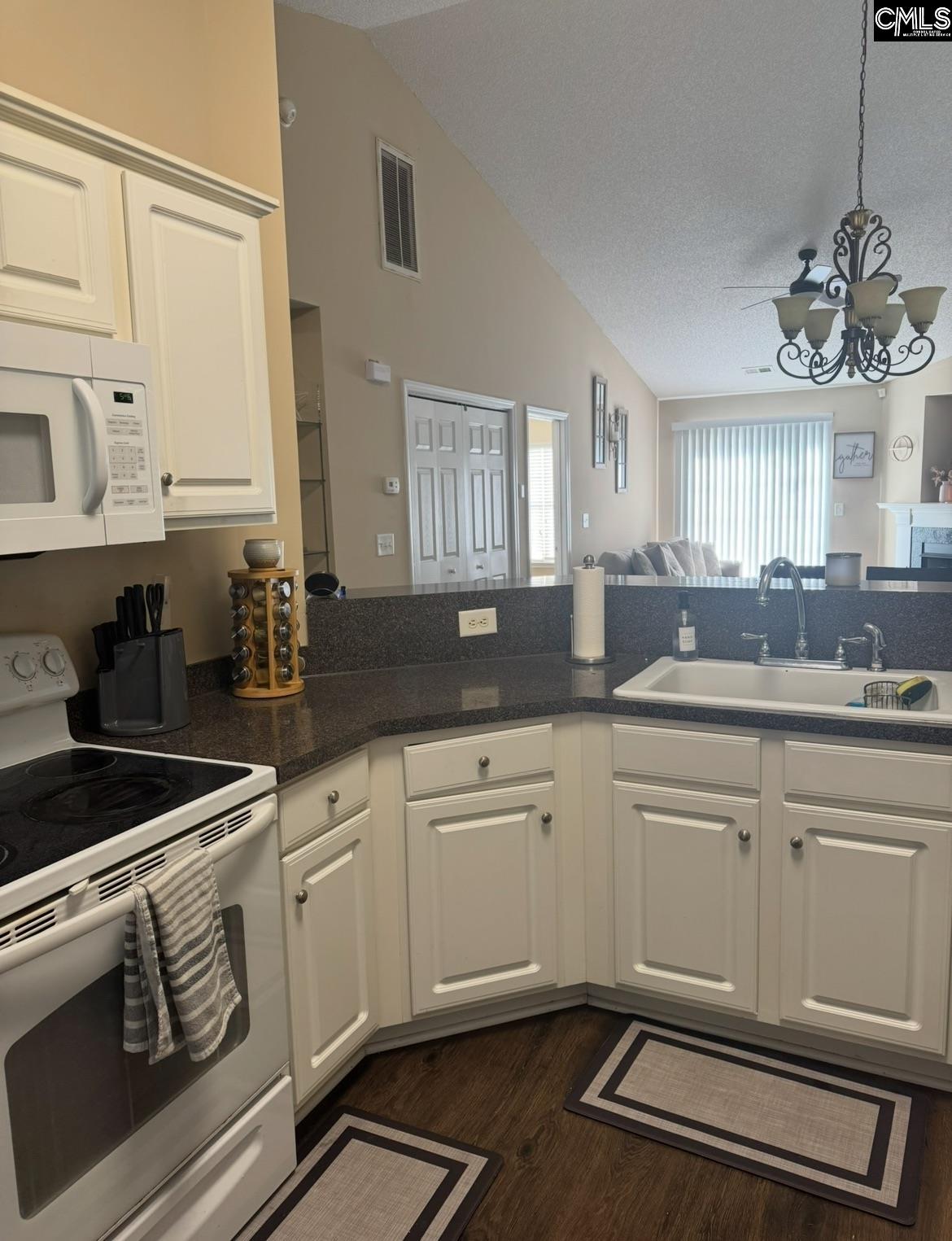 51 Monmouth Court Columbia, SC 29209