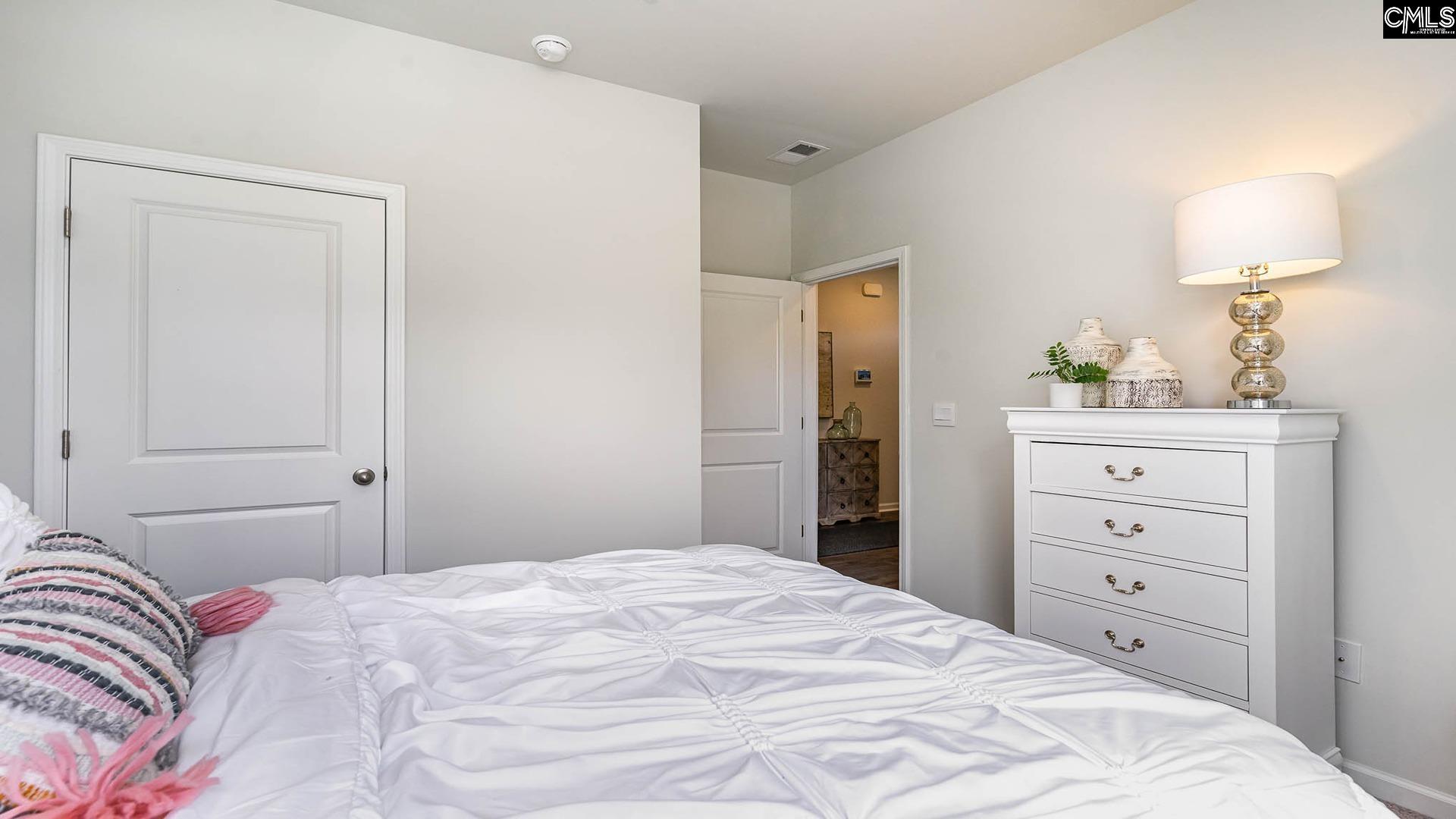556 Edgetree Drive Hopkins, SC 29061