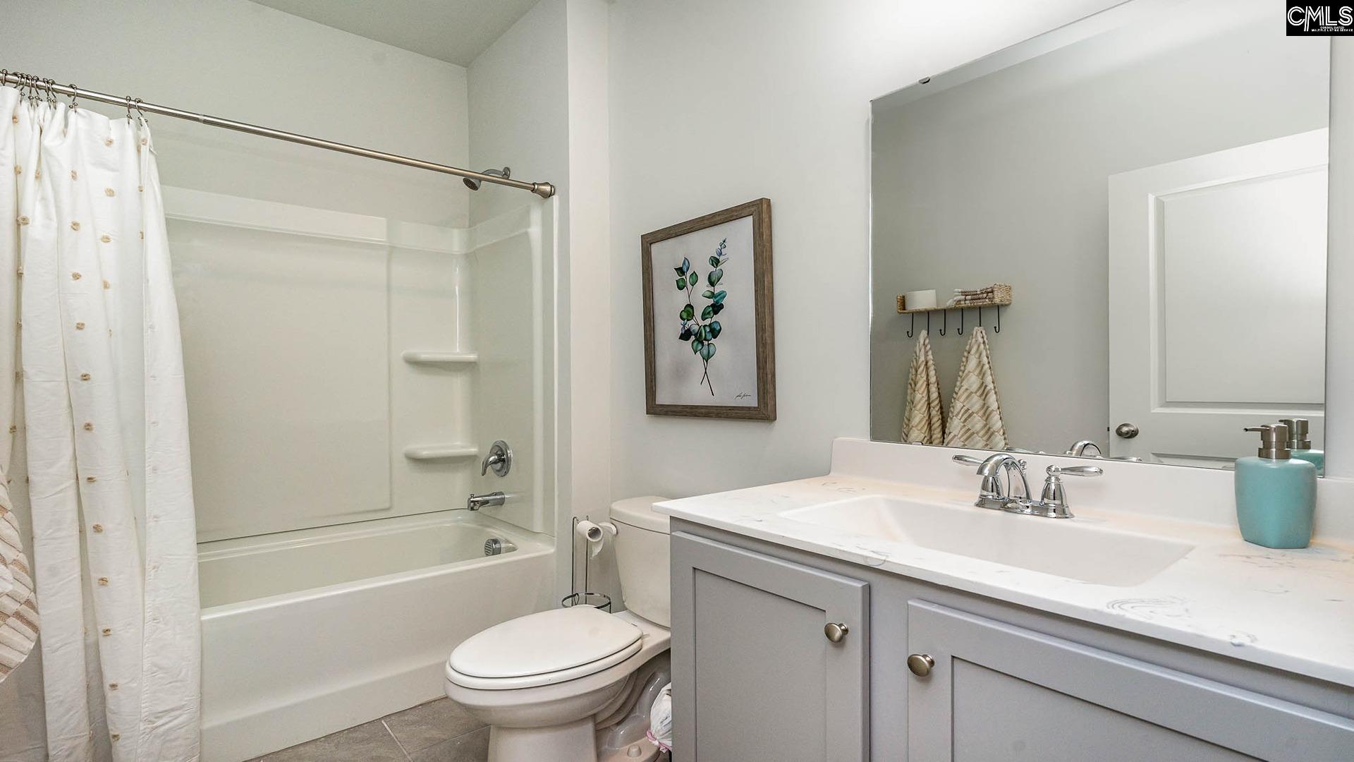 556 Edgetree Drive Hopkins, SC 29061