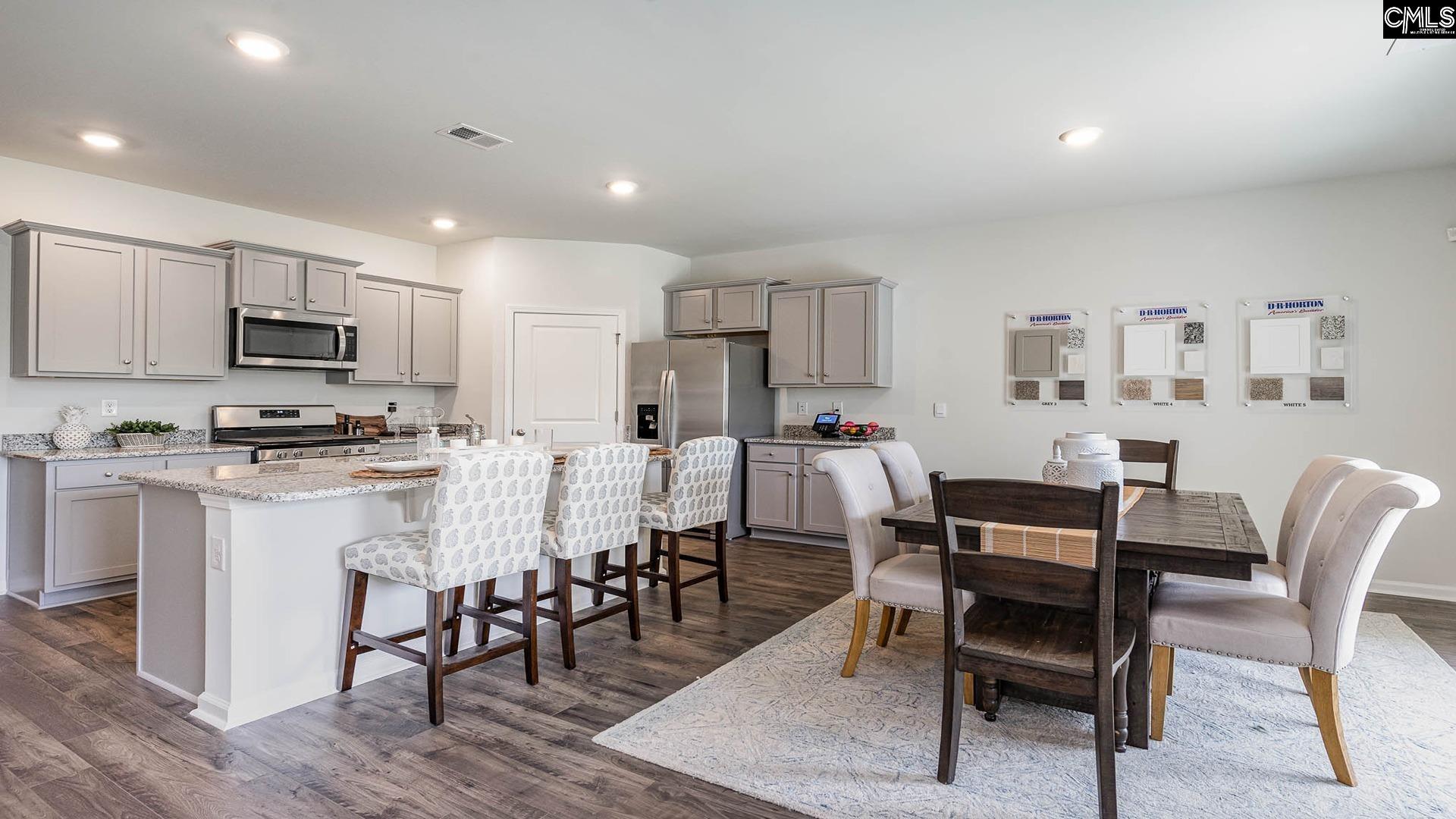 556 Edgetree Drive Hopkins, SC 29061