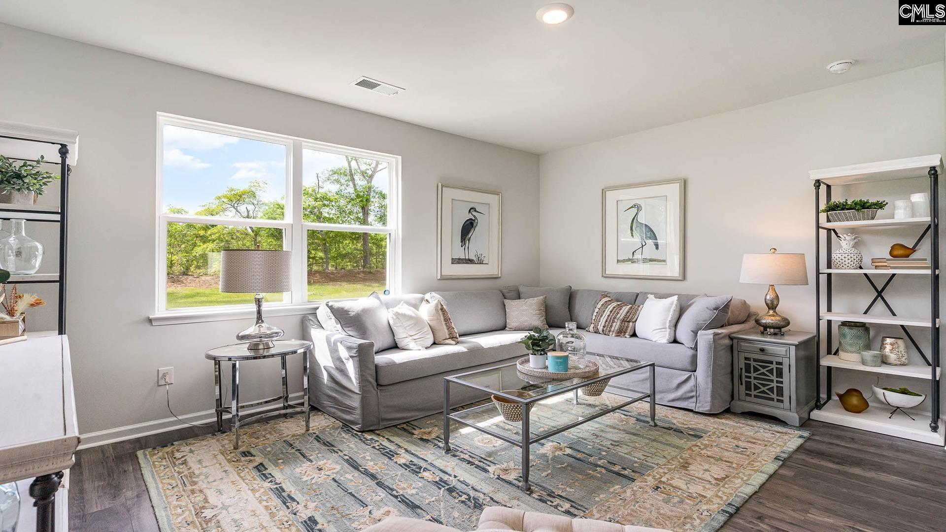 556 Edgetree Drive Hopkins, SC 29061