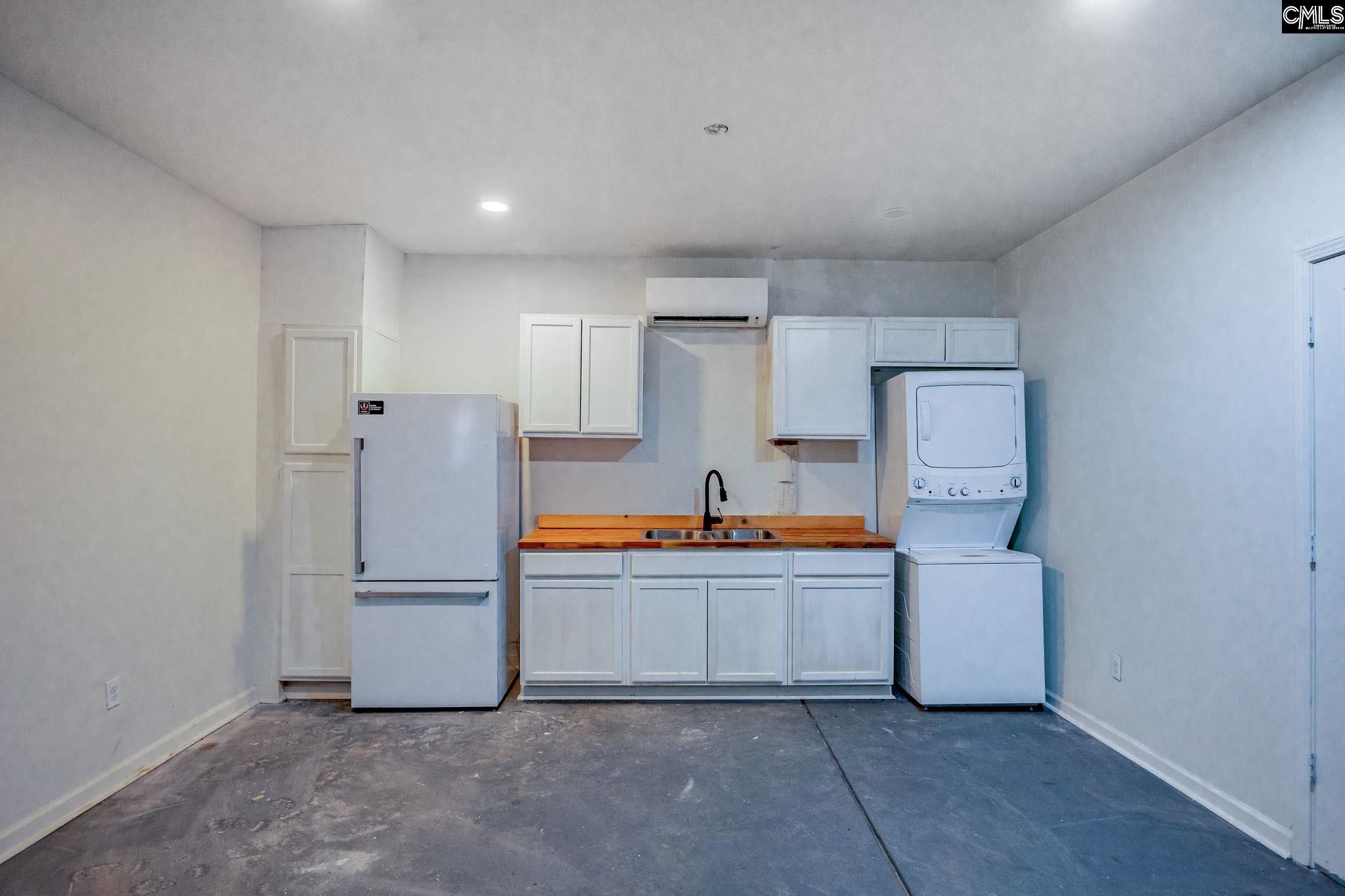 213 Tombfield Road Camden, SC 29020-0000