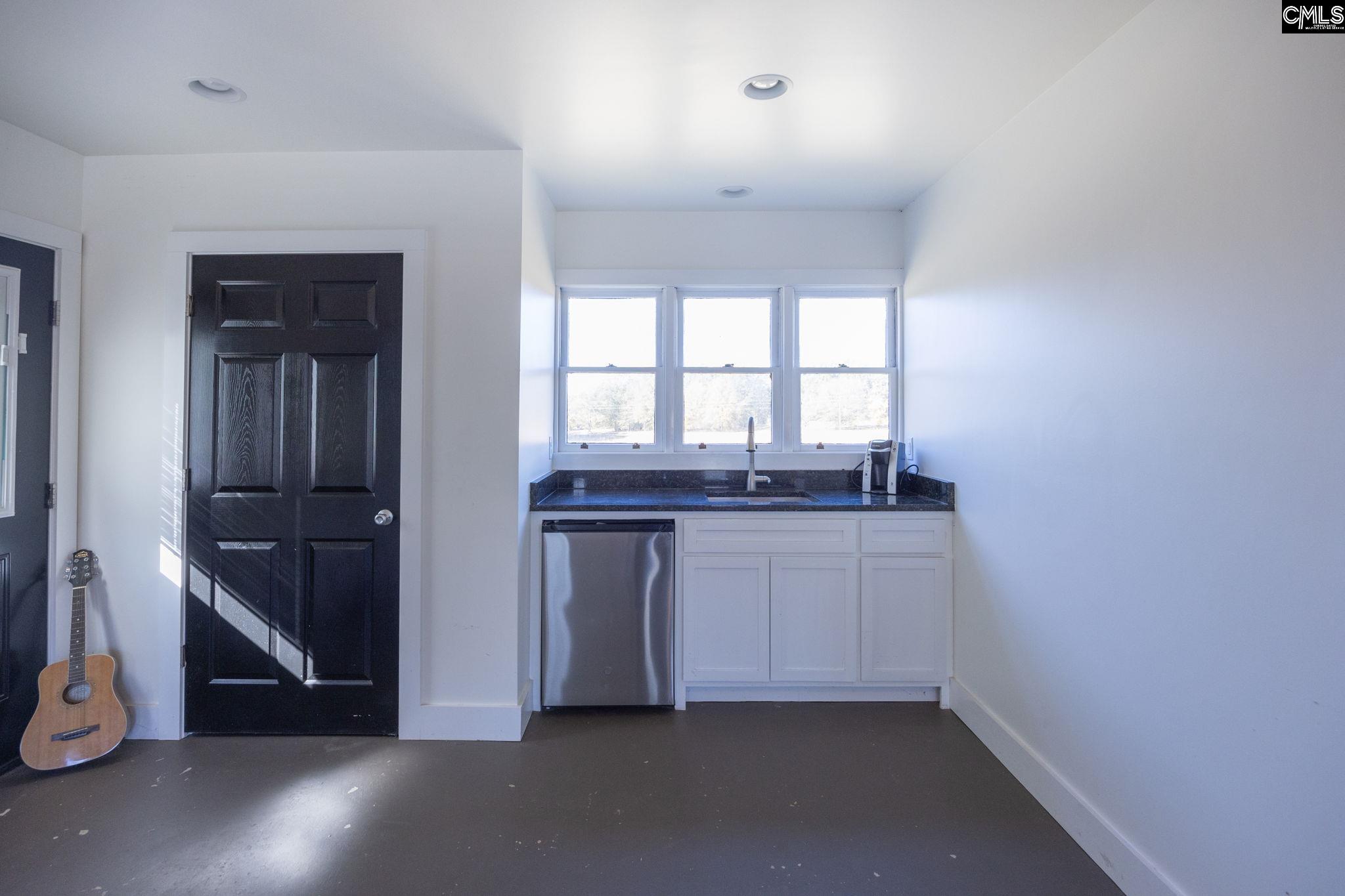 213 Tombfield Road Camden, SC 29020-0000