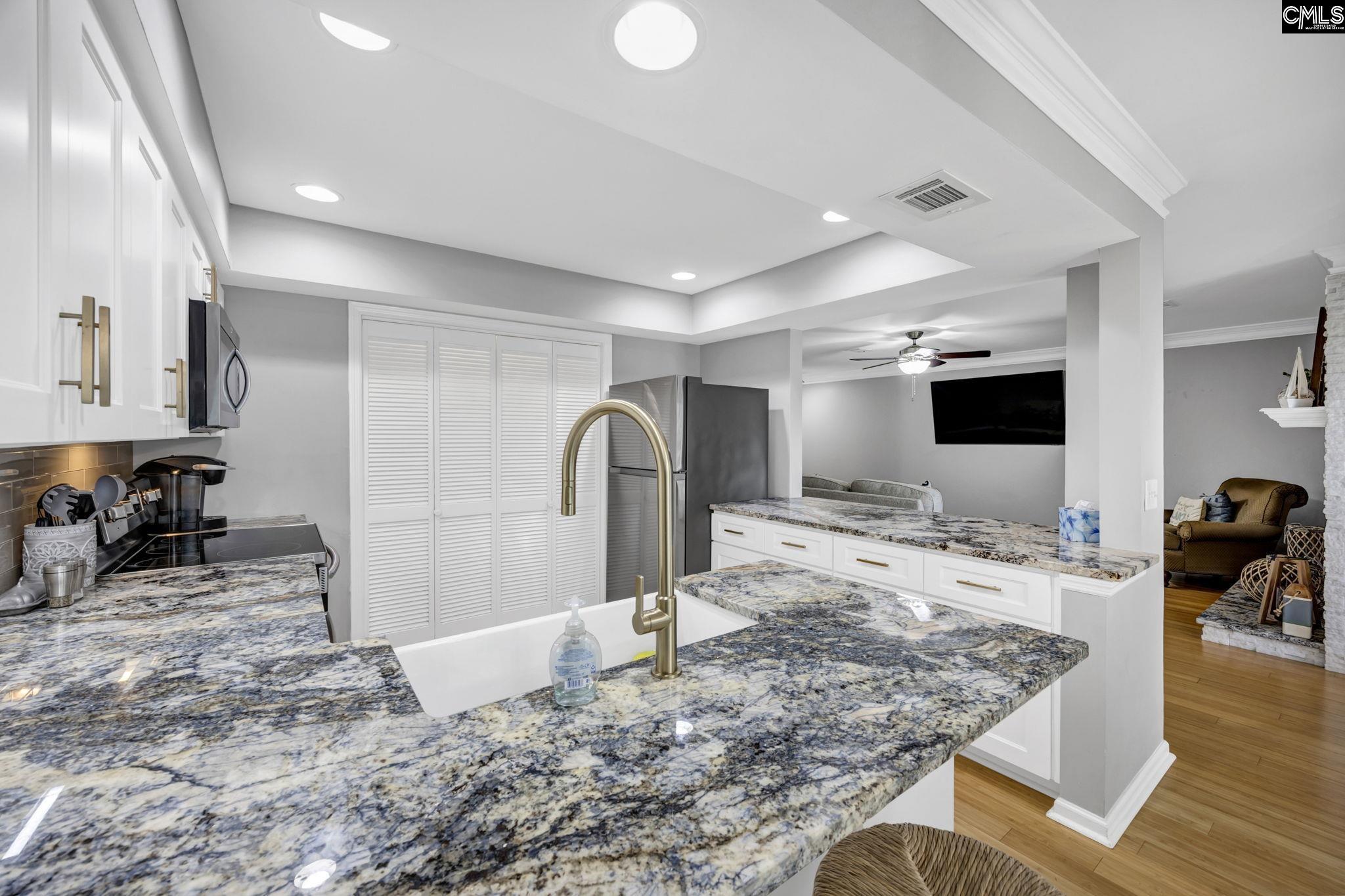 322 Cove Court Columbia, SC 29212
