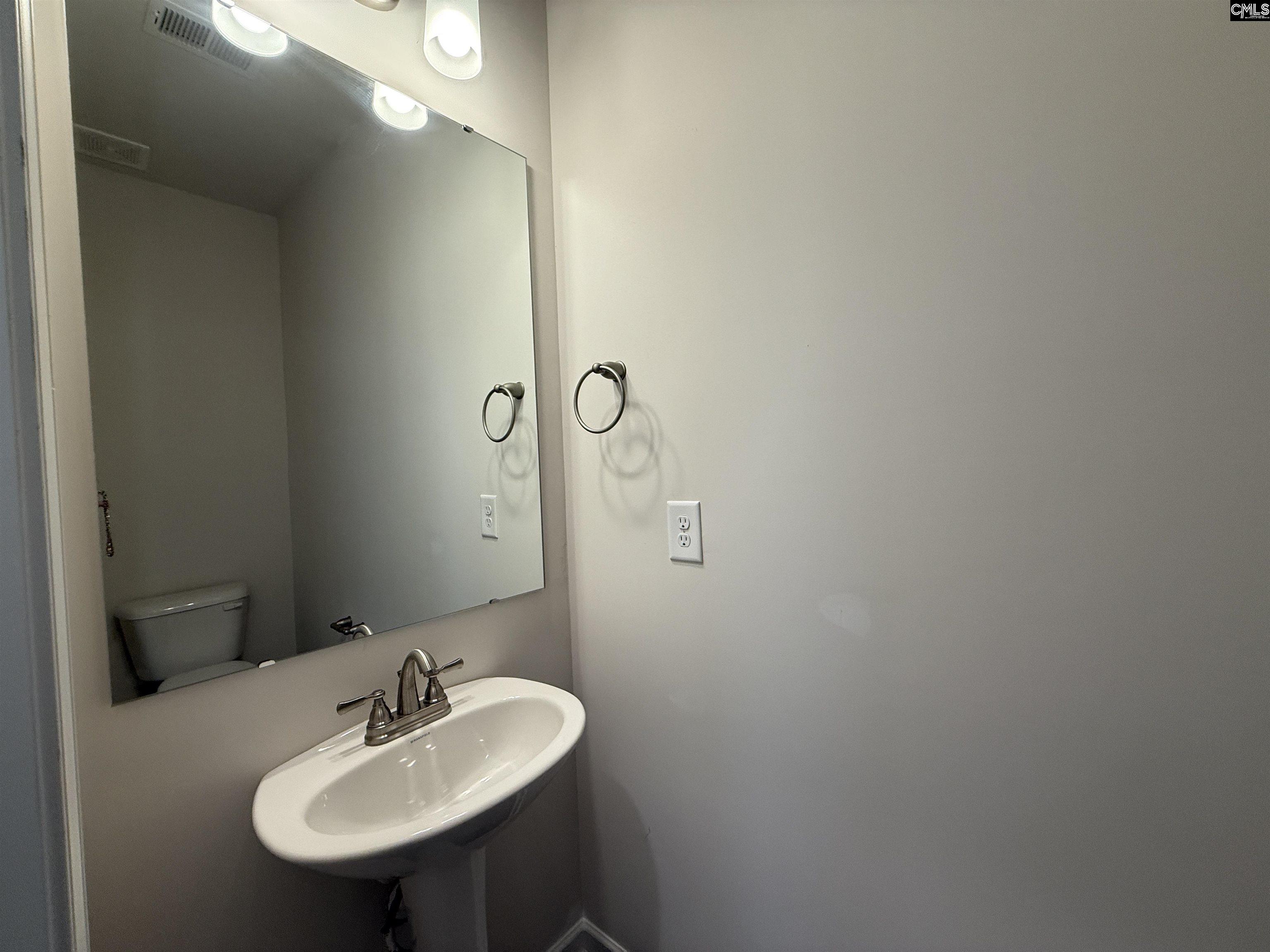 807 Daniel Lake Court West Columbia, SC 29170