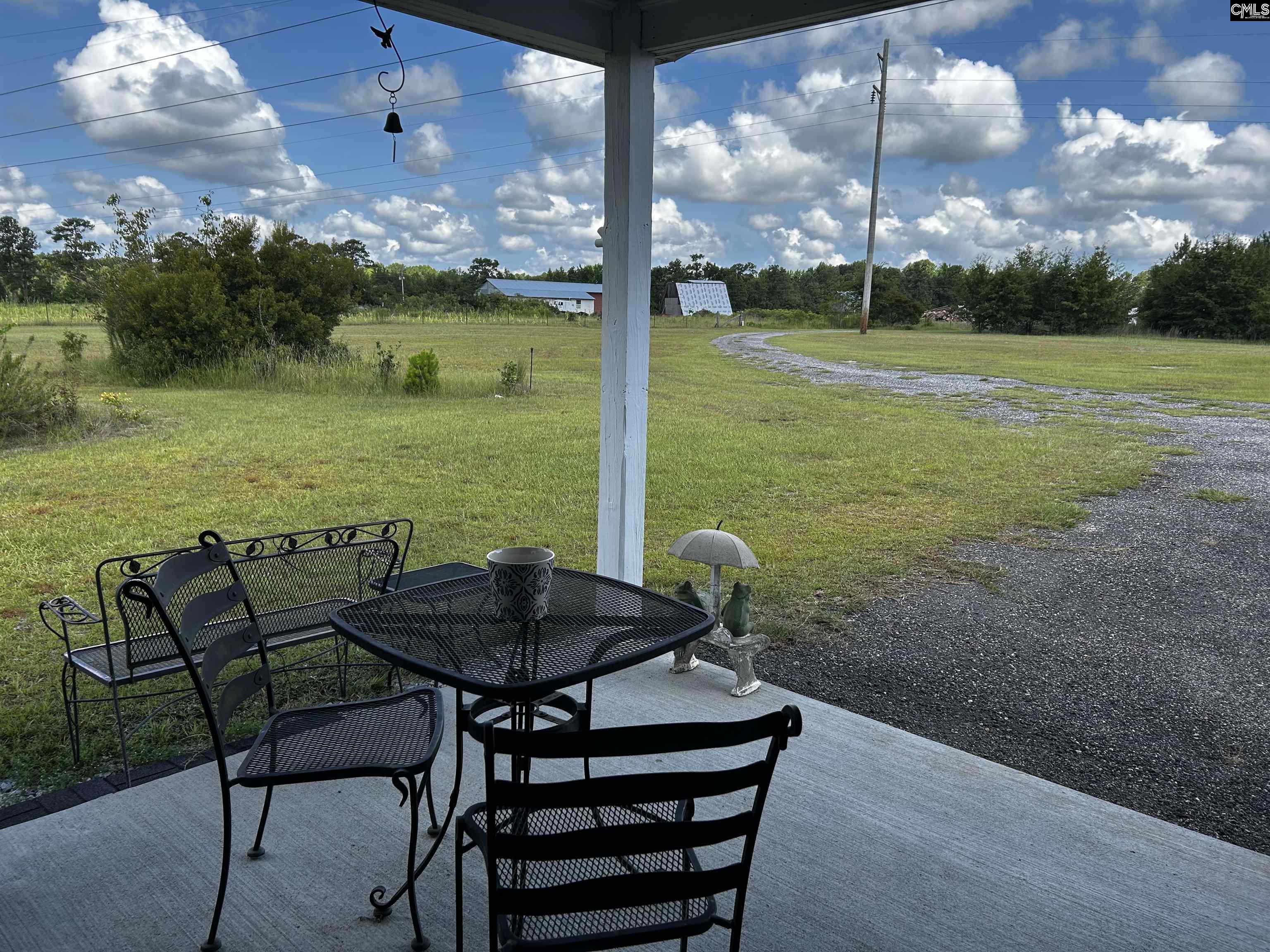 2327 Ridgeway Road Lugoff, SC 29072