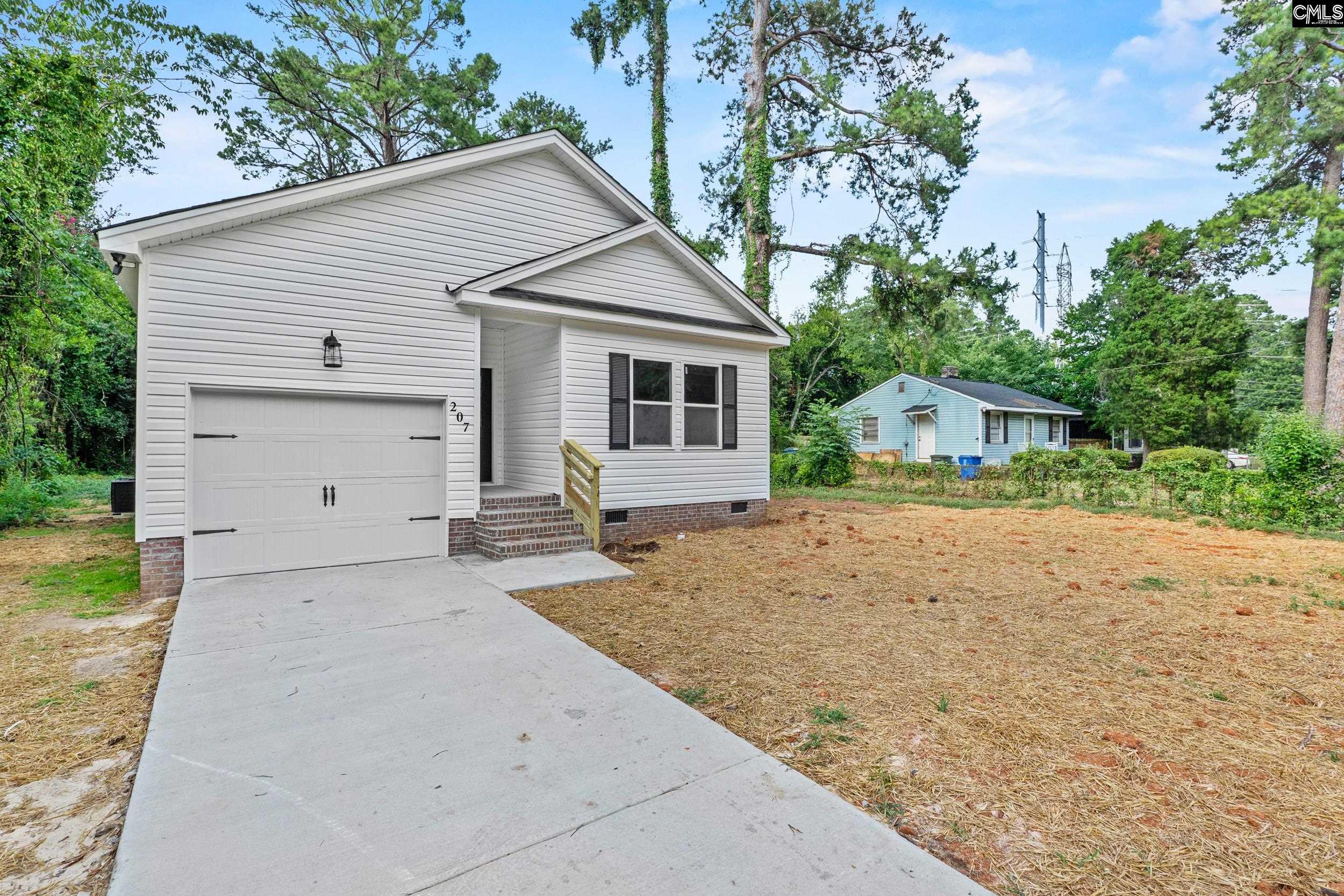 207 Pineneedle Road Columbia, SC 29203