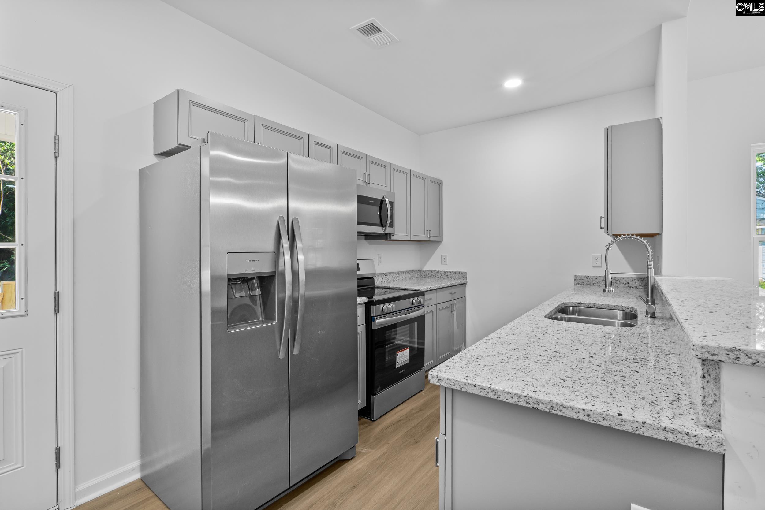 207 Pineneedle Road Columbia, SC 29203