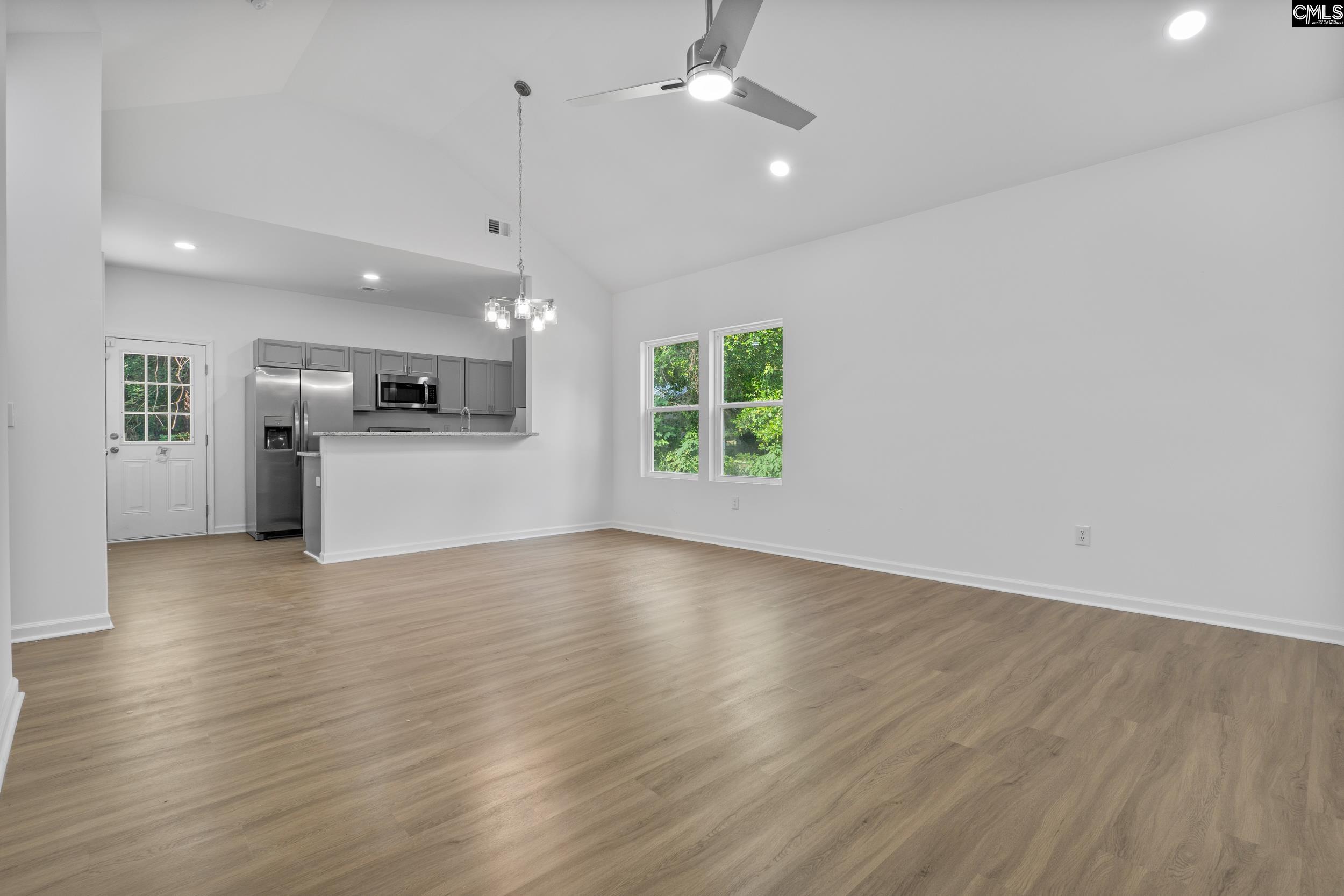 207 Pineneedle Road Columbia, SC 29203