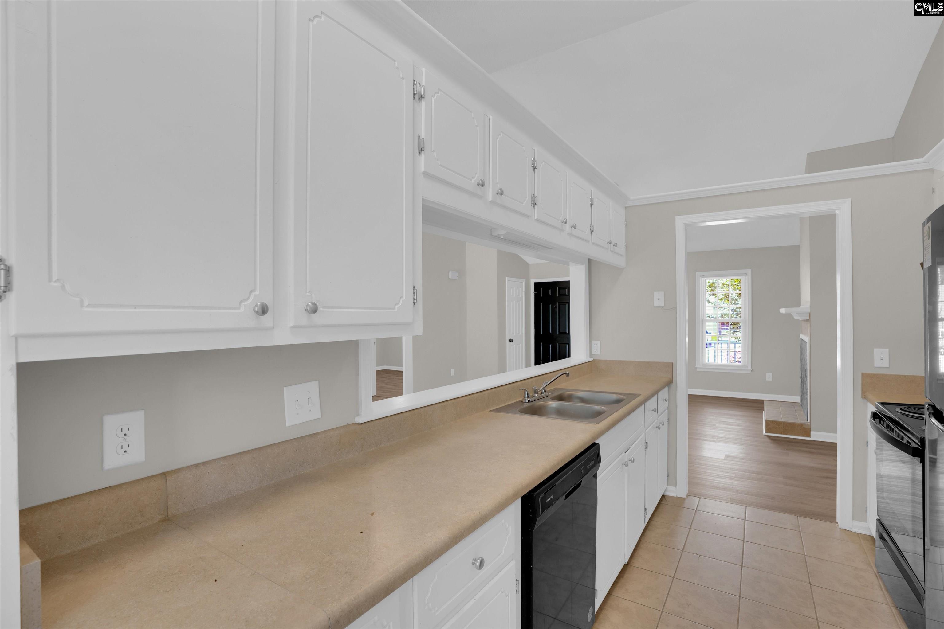 129 Field Pine Avenue Hopkins, SC 29061