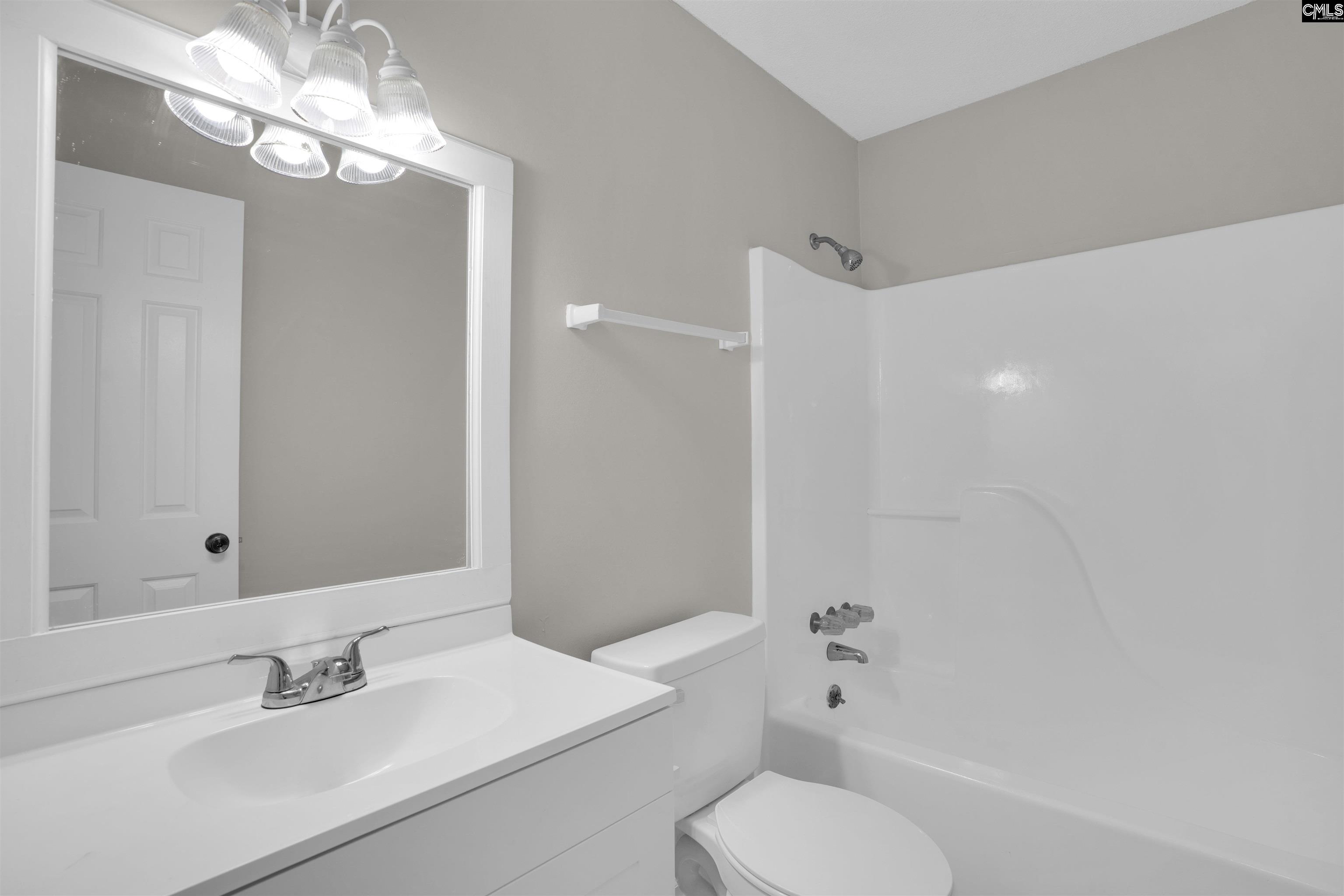 129 Field Pine Avenue Hopkins, SC 29061