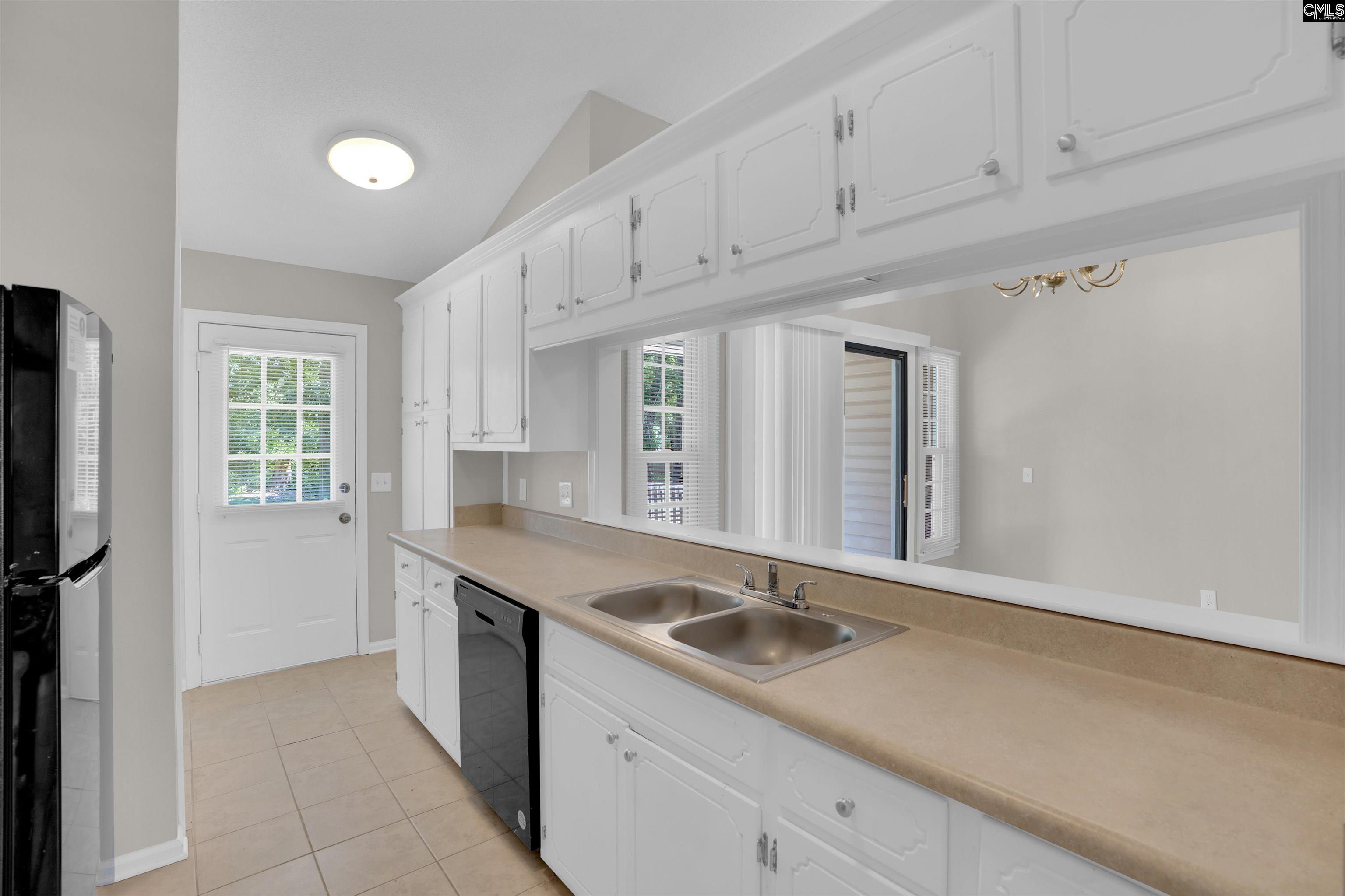 129 Field Pine Avenue Hopkins, SC 29061