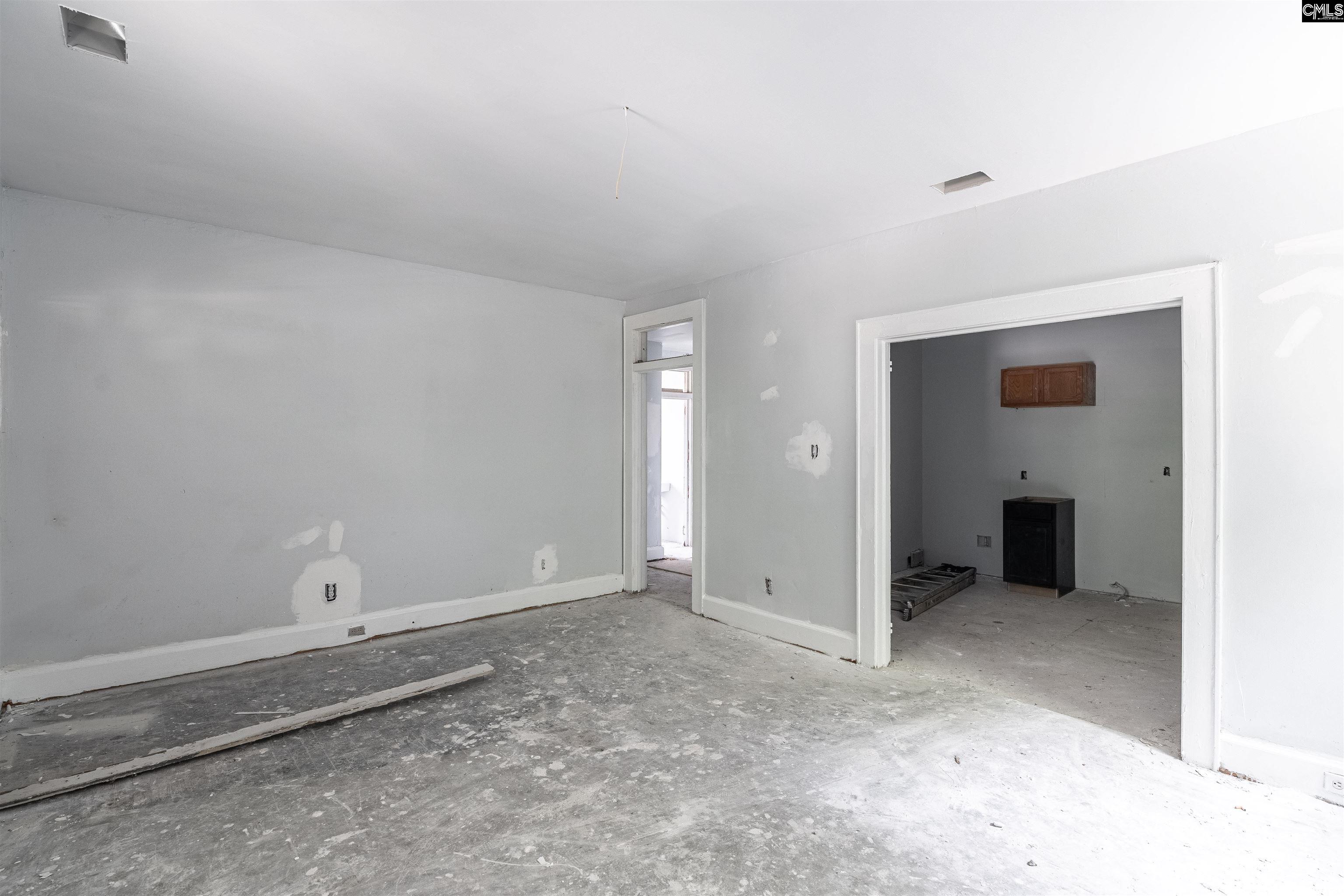 2714 Brady Street Columbia, SC 29204