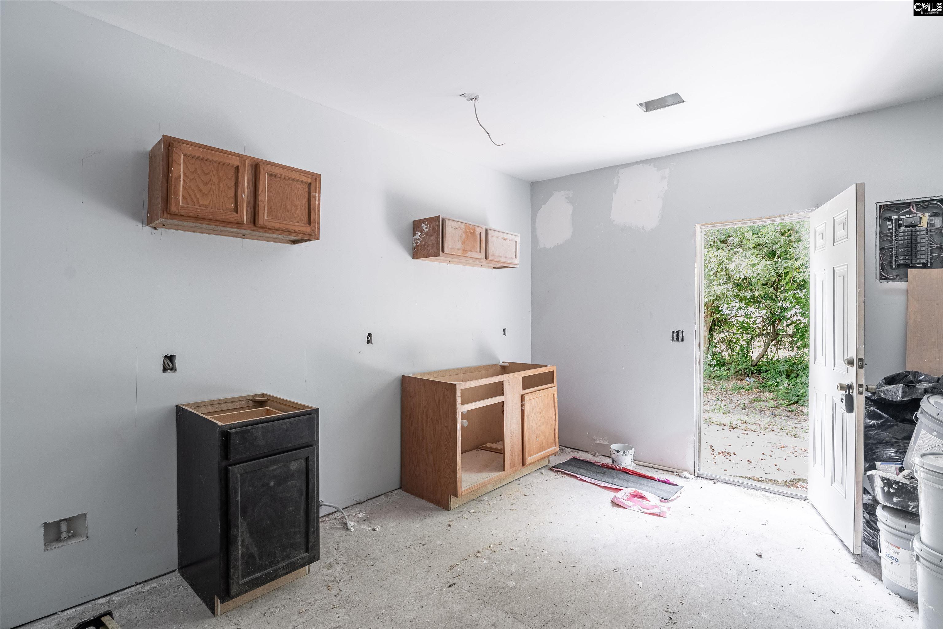 2714 Brady Street Columbia, SC 29204