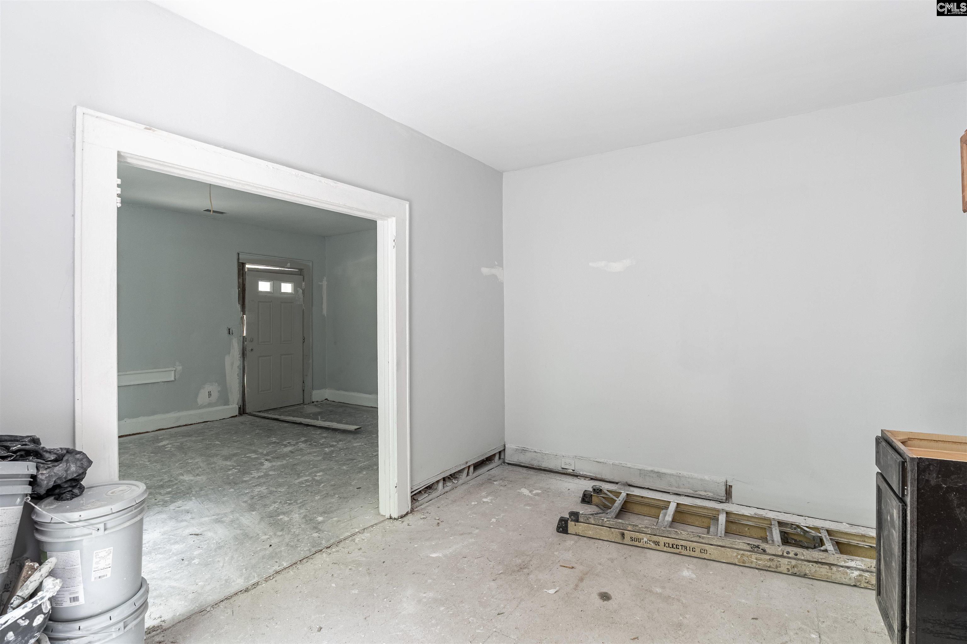 2714 Brady Street Columbia, SC 29204
