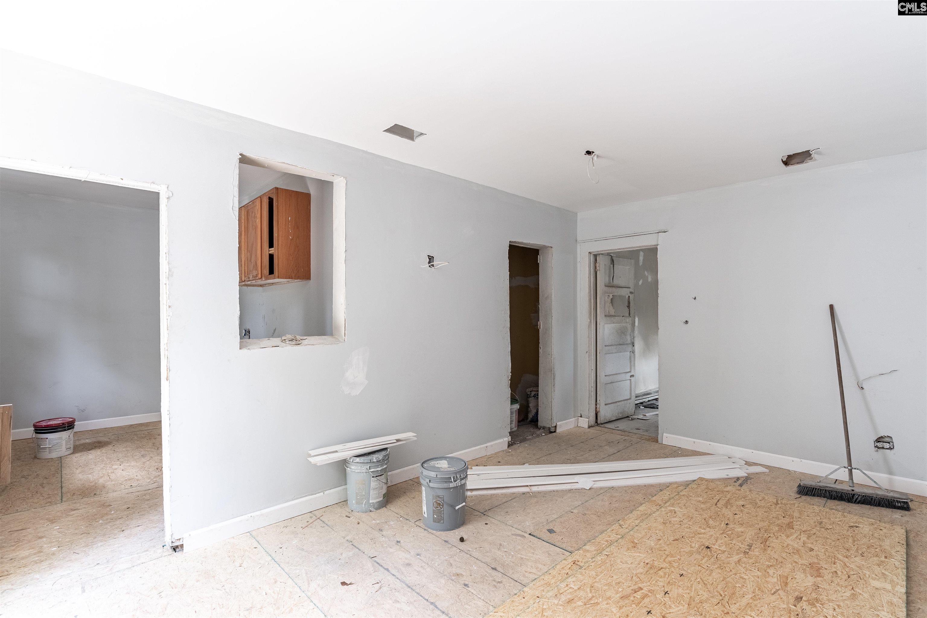 2714 Brady Street Columbia, SC 29204