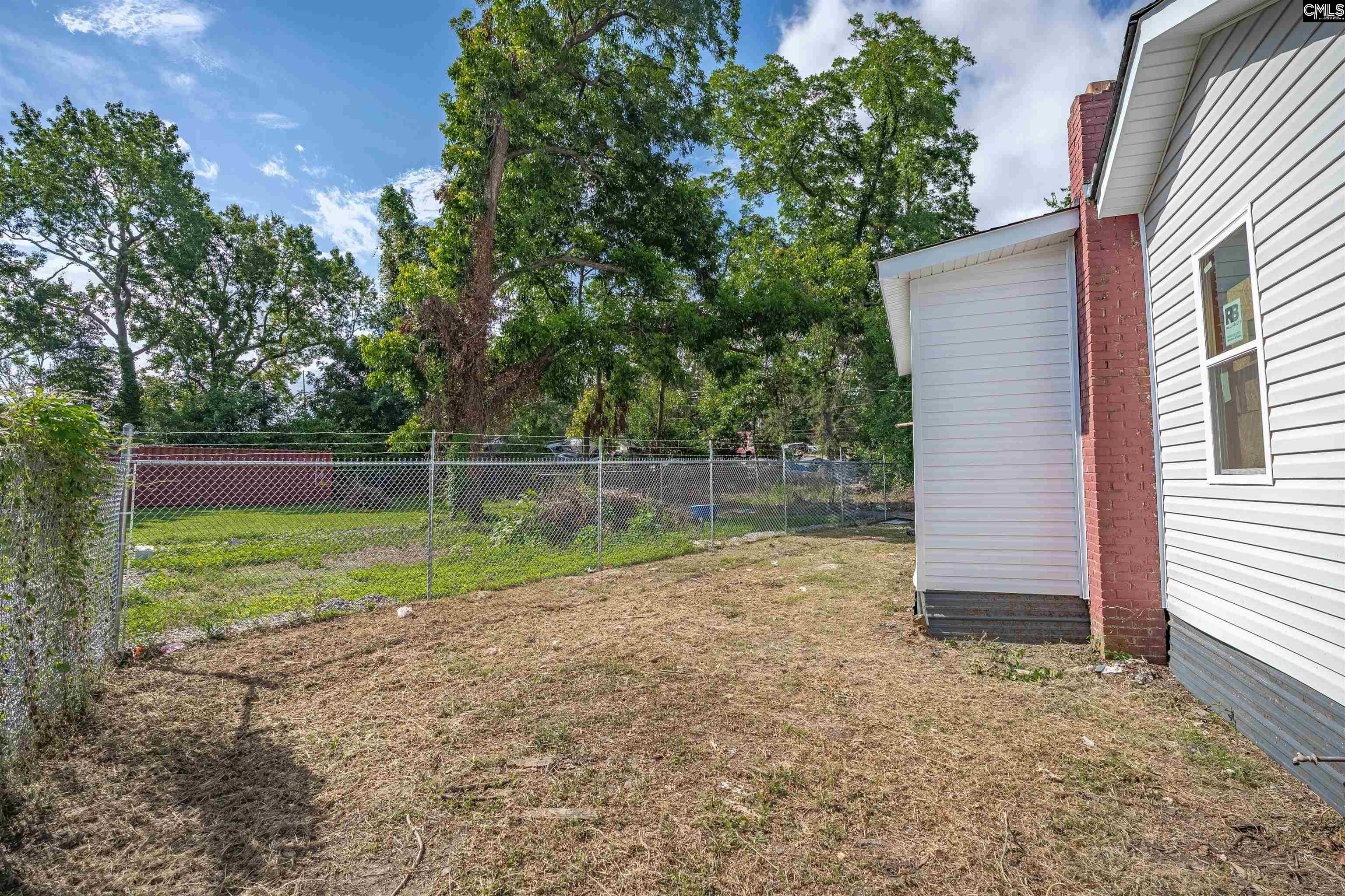 2714 Brady Street Columbia, SC 29204