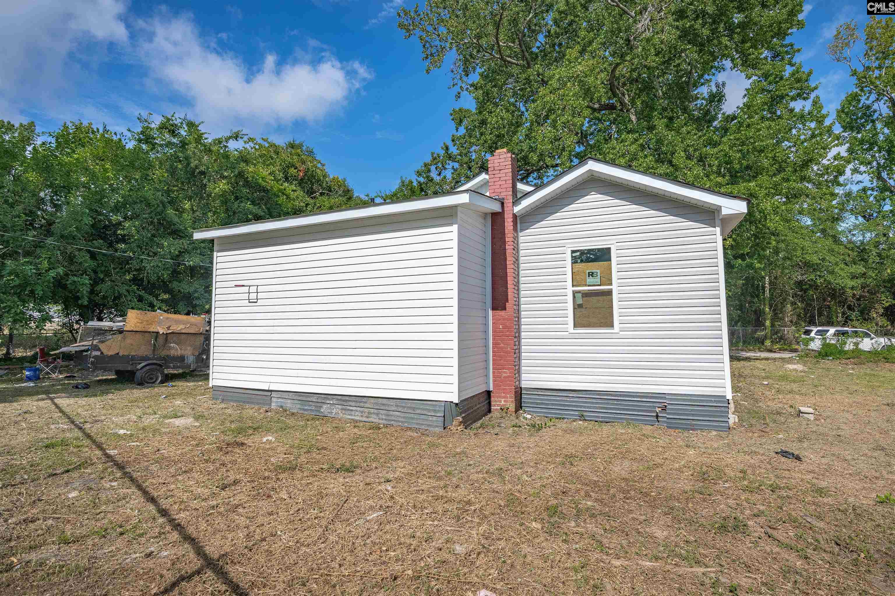 2714 Brady Street Columbia, SC 29204
