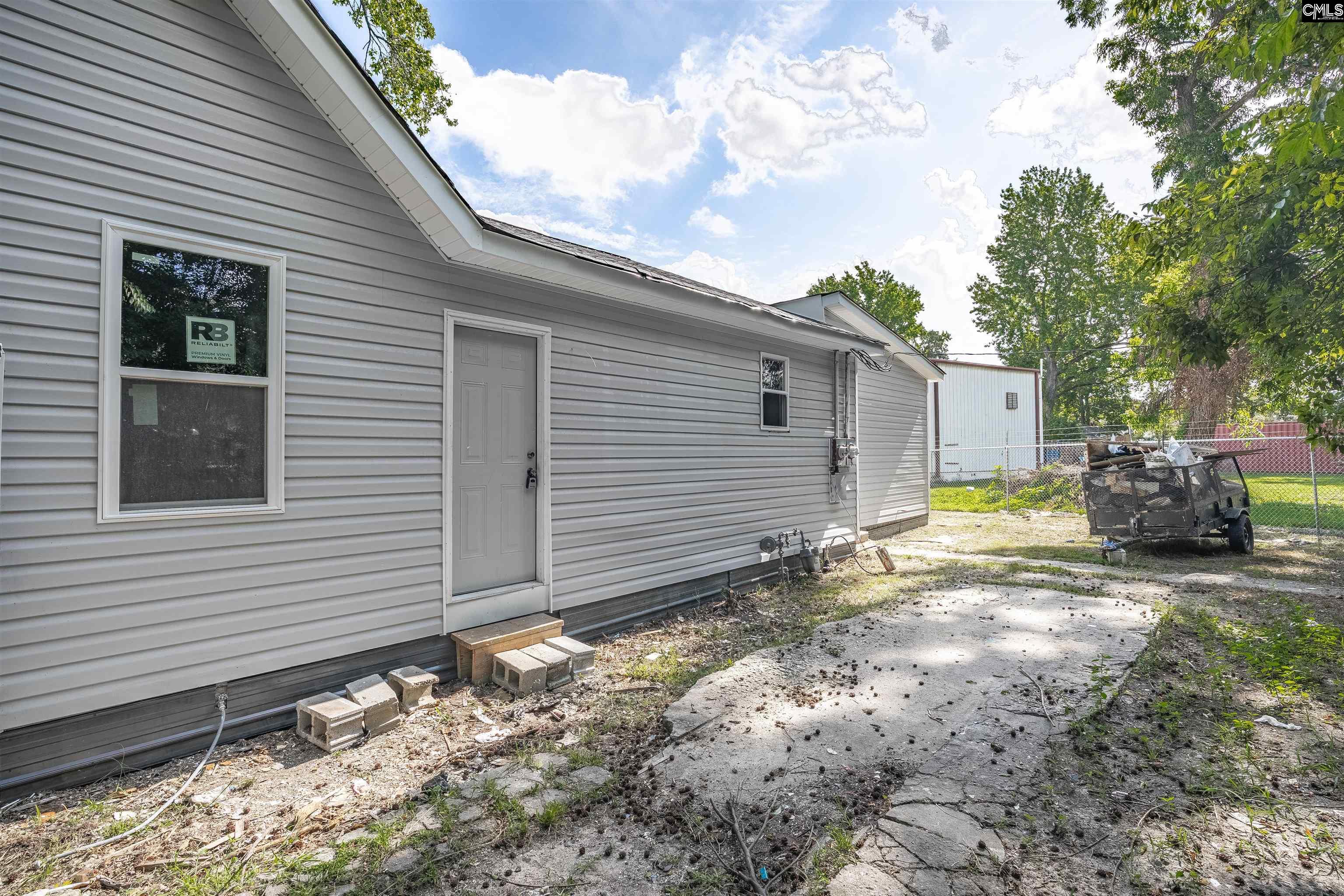 2714 Brady Street Columbia, SC 29204