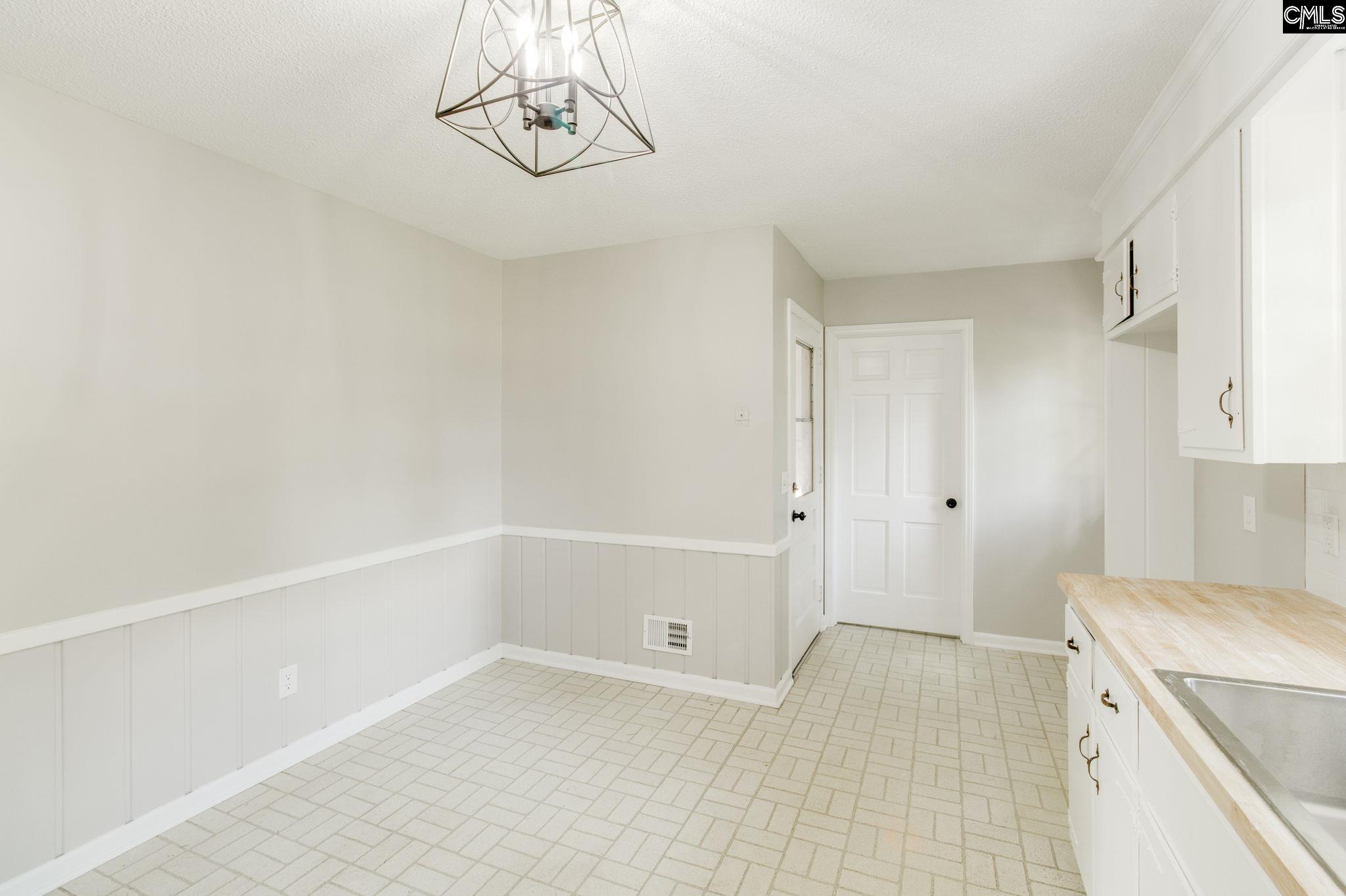 603 Woodland Hls W Columbia, SC 29210