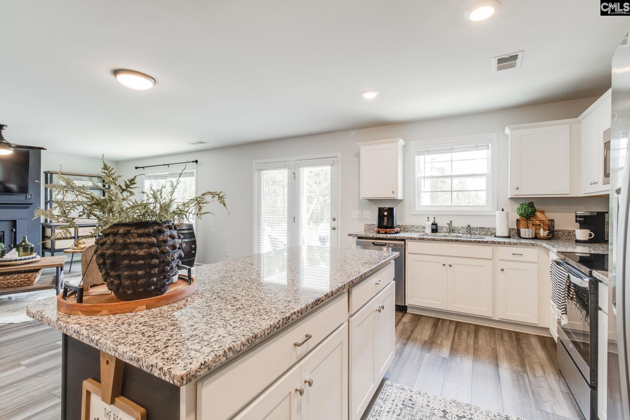 772 Tanager Lane Blythewood, SC 29016