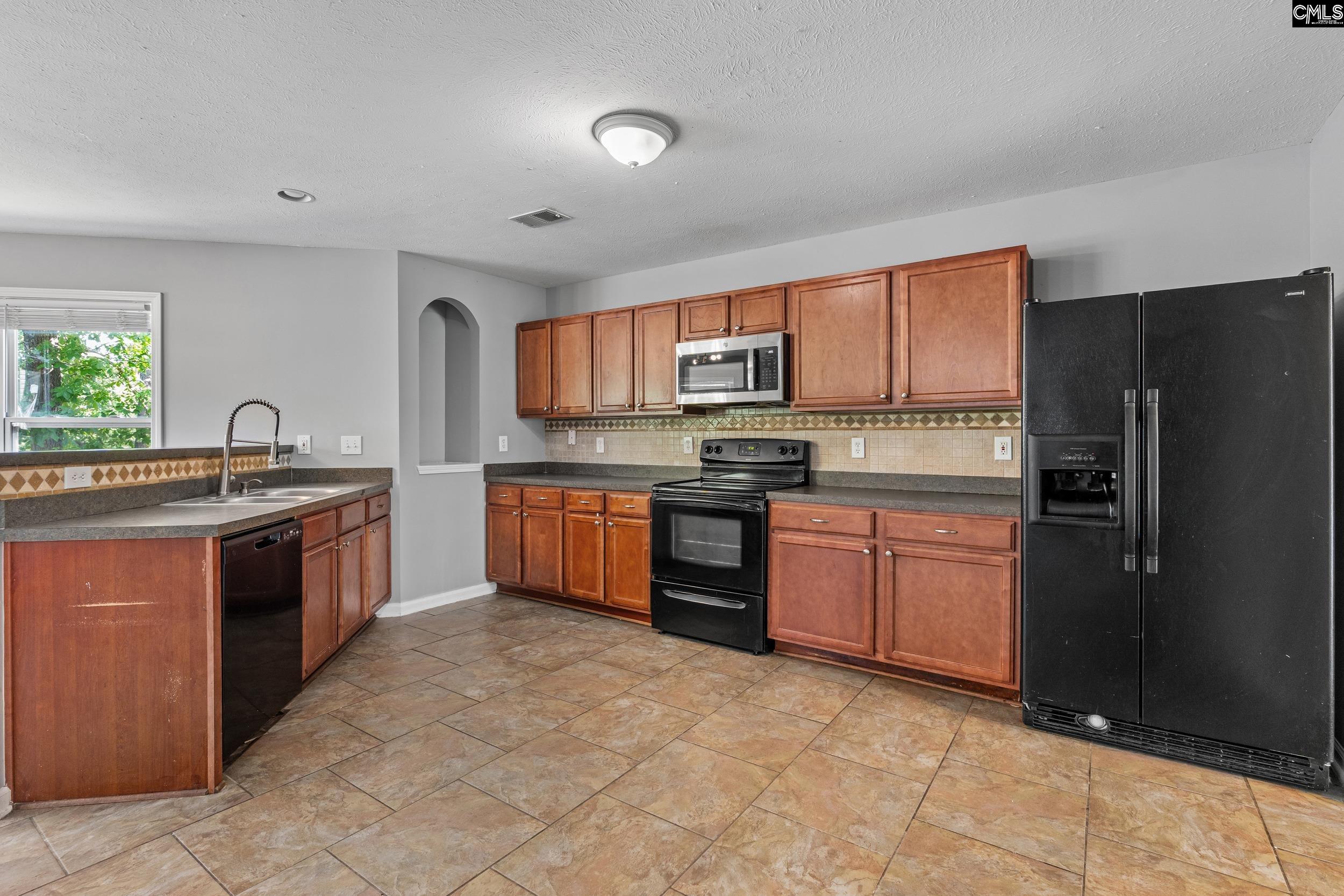 144 Driftwood Avenue Elgin, SC 29045