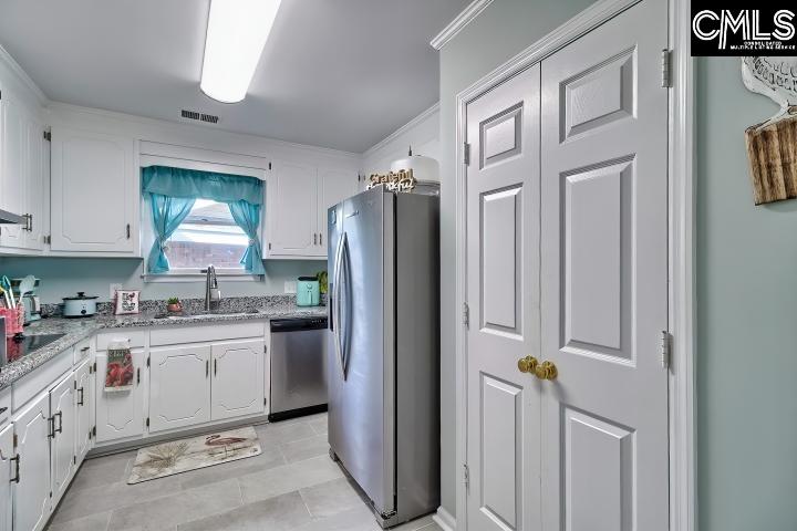 106 Meadowview Court West Columbia, SC 29169