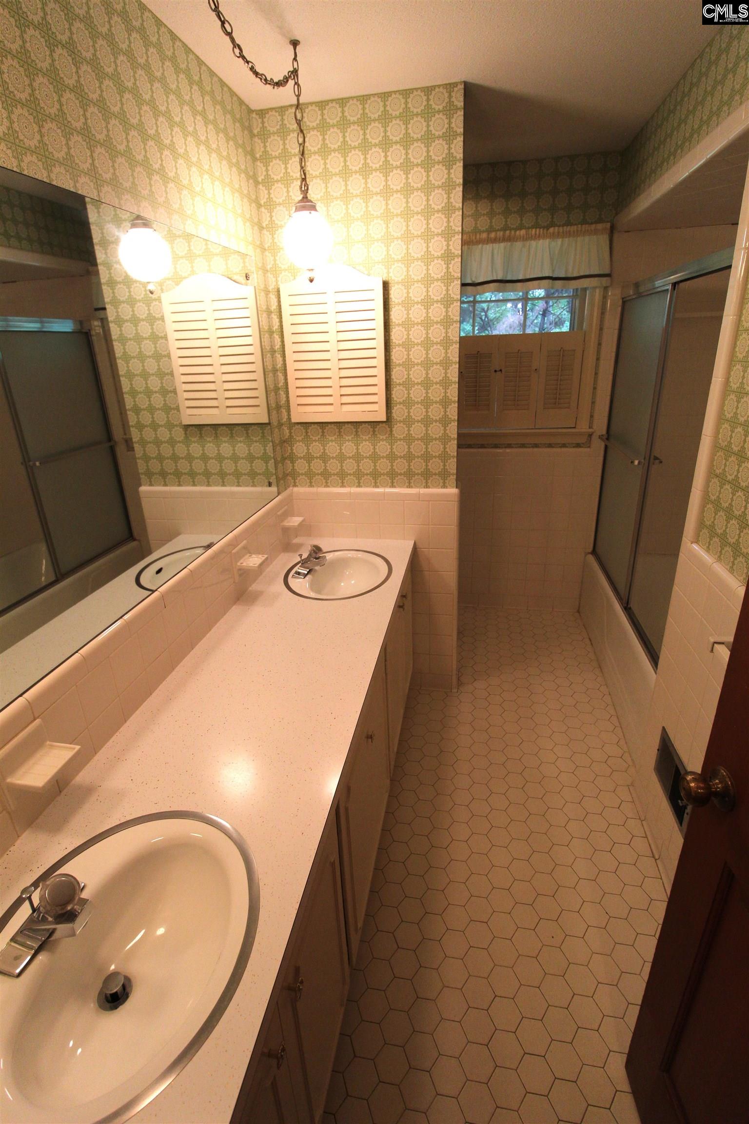 102 Rustic Court Columbia, SC 29210