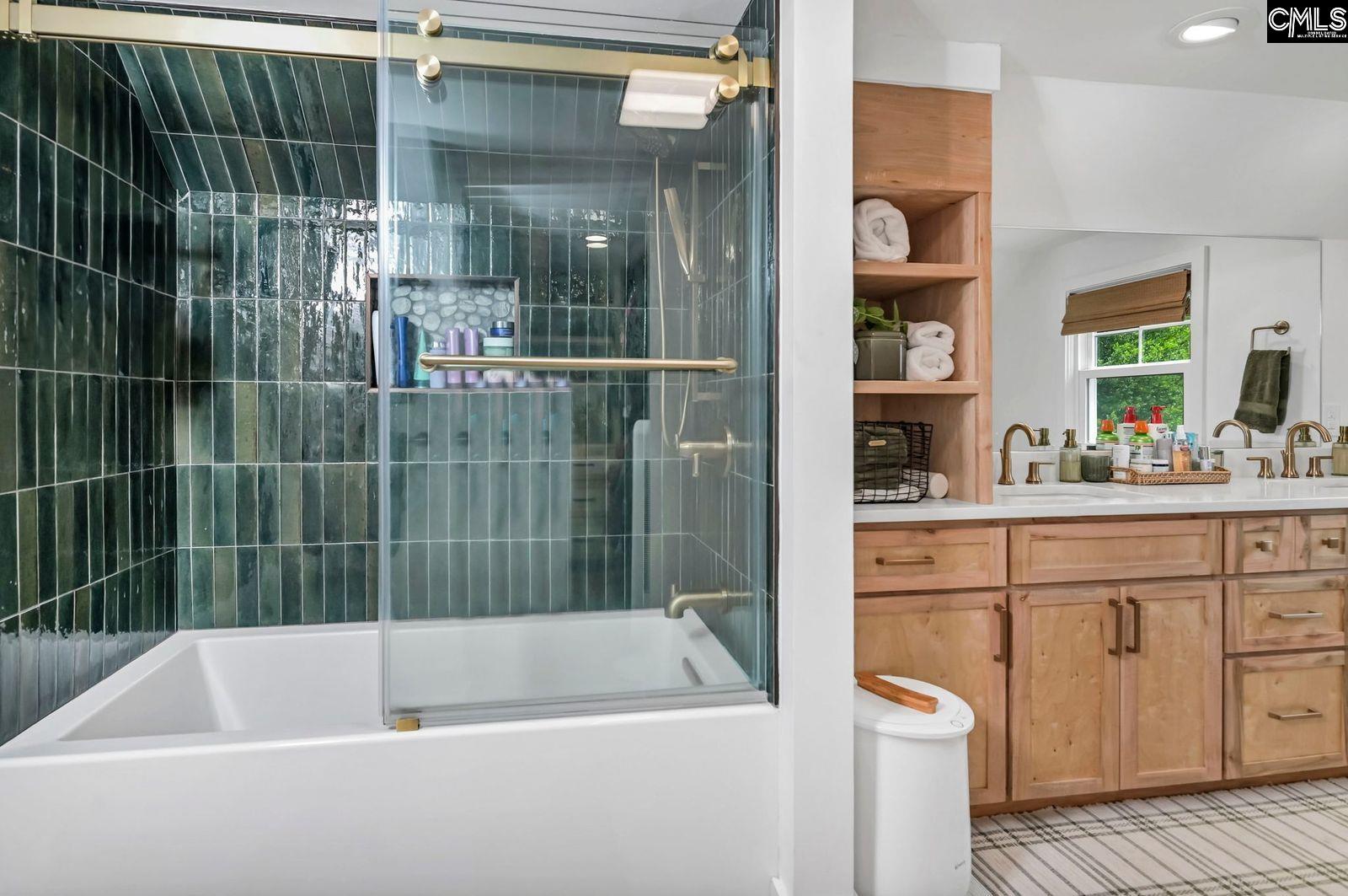 1001 Oakland Avenue Cayce, SC 29033