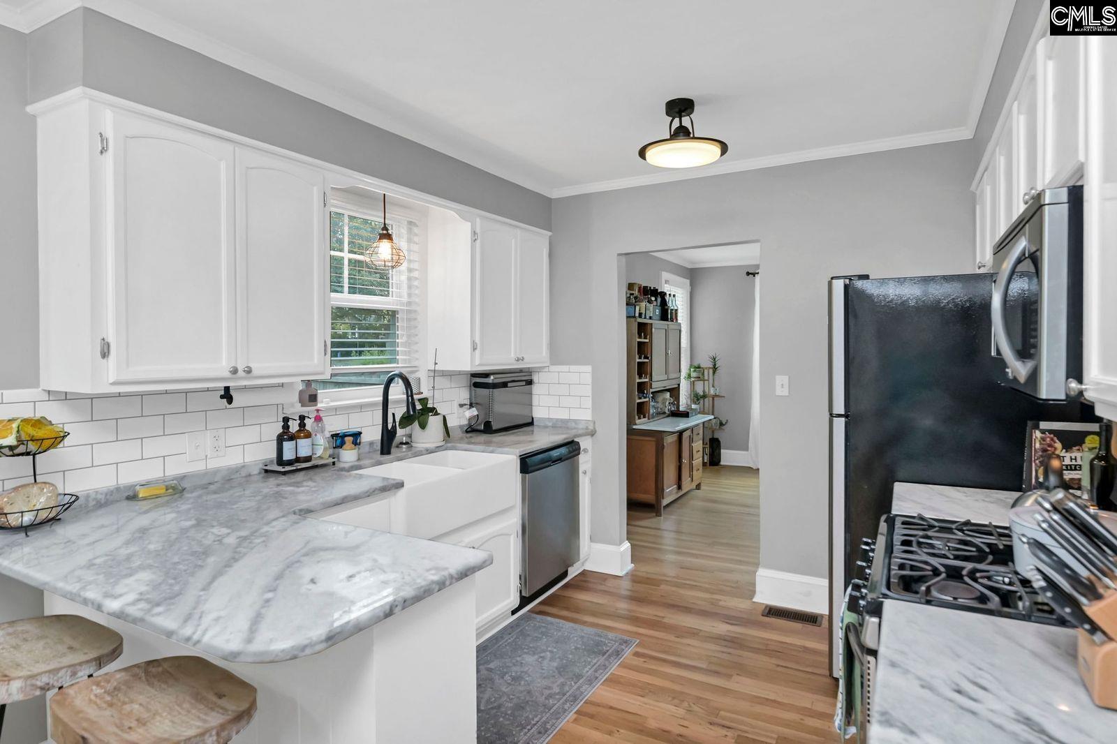 1001 Oakland Avenue Cayce, SC 29033